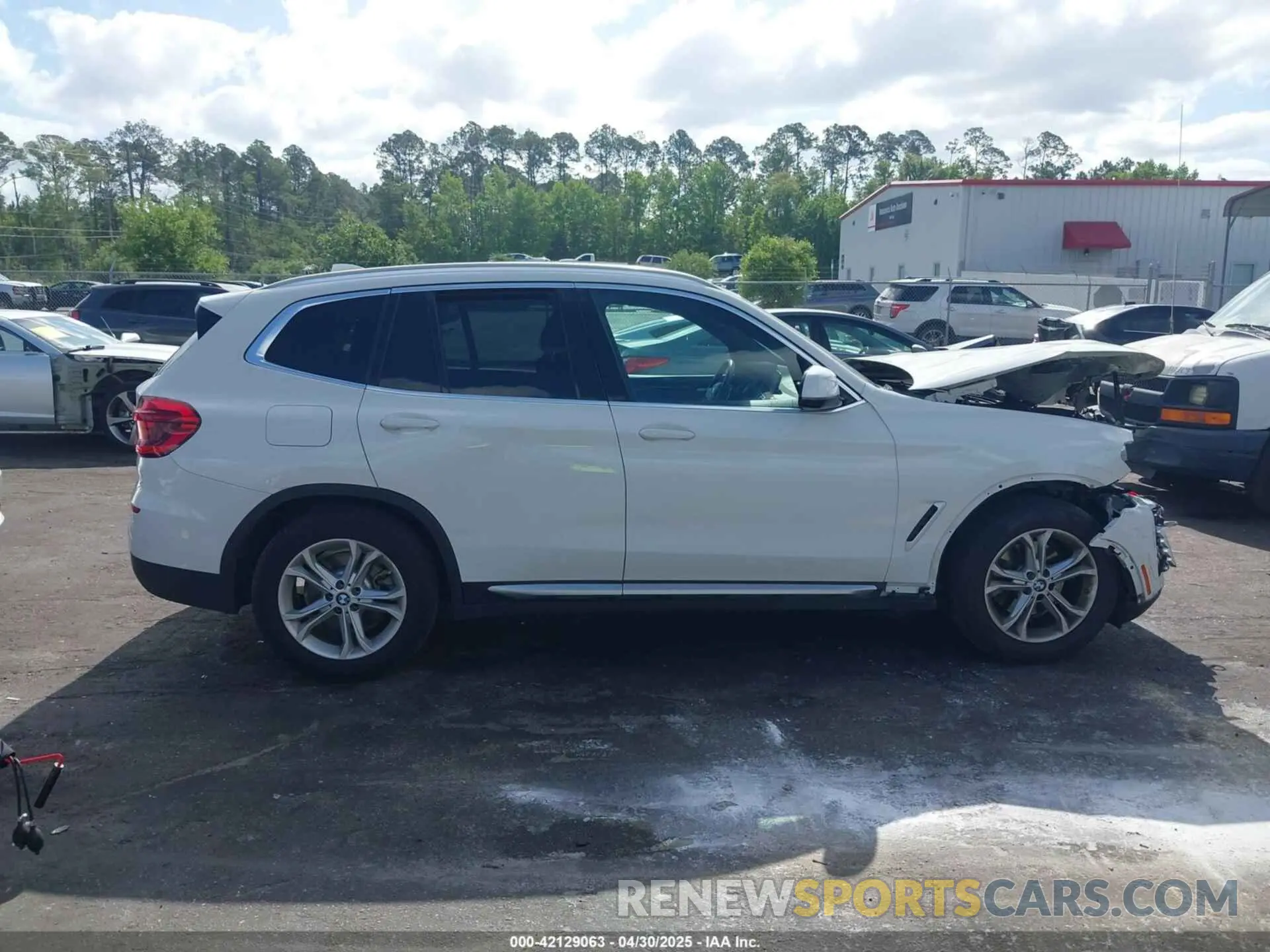 13 fotografías del automóvil dañado 5UXTR7C55KLR43875 BMW X3 2019