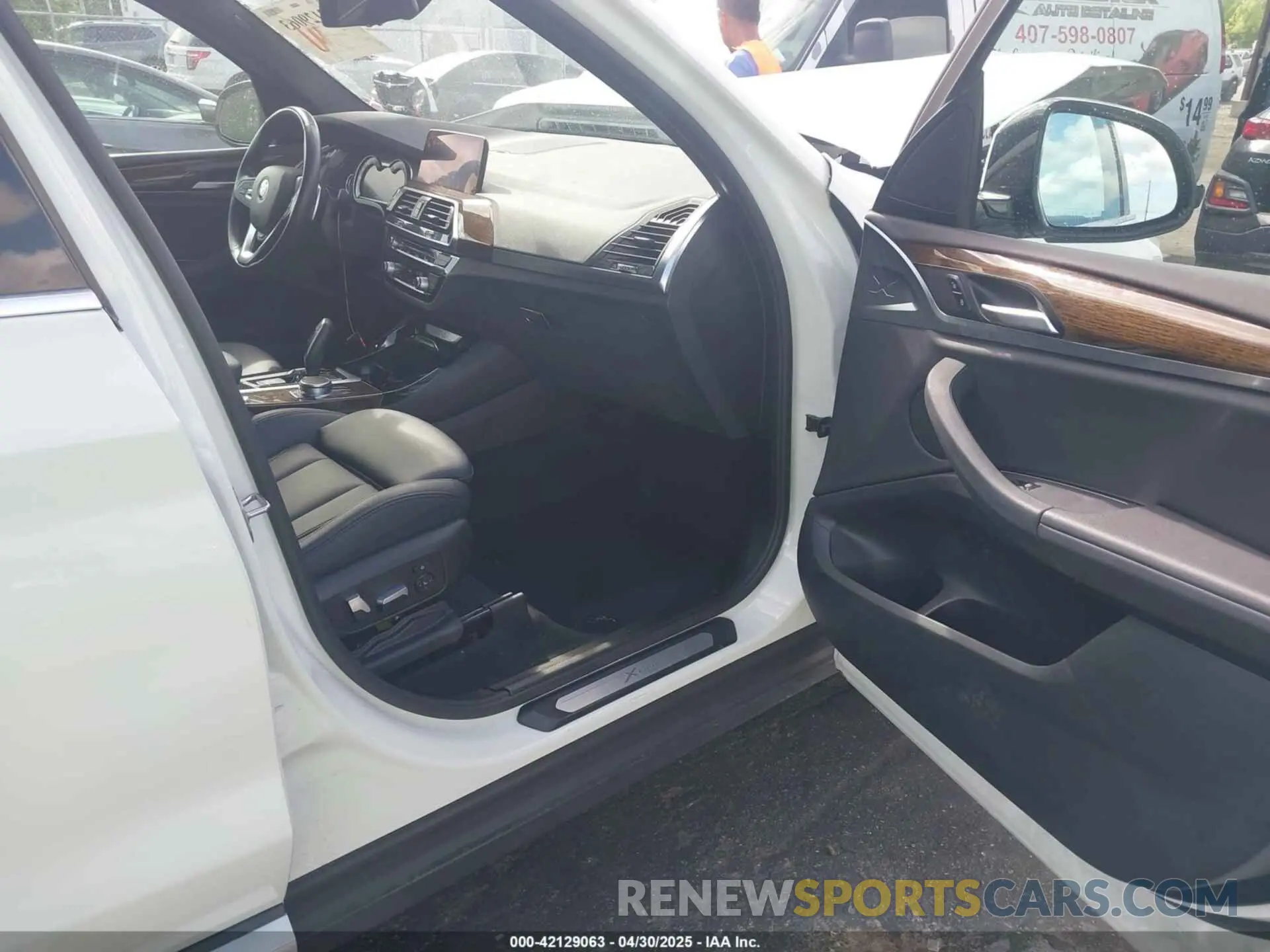 5 fotografías del automóvil dañado 5UXTR7C55KLR43875 BMW X3 2019