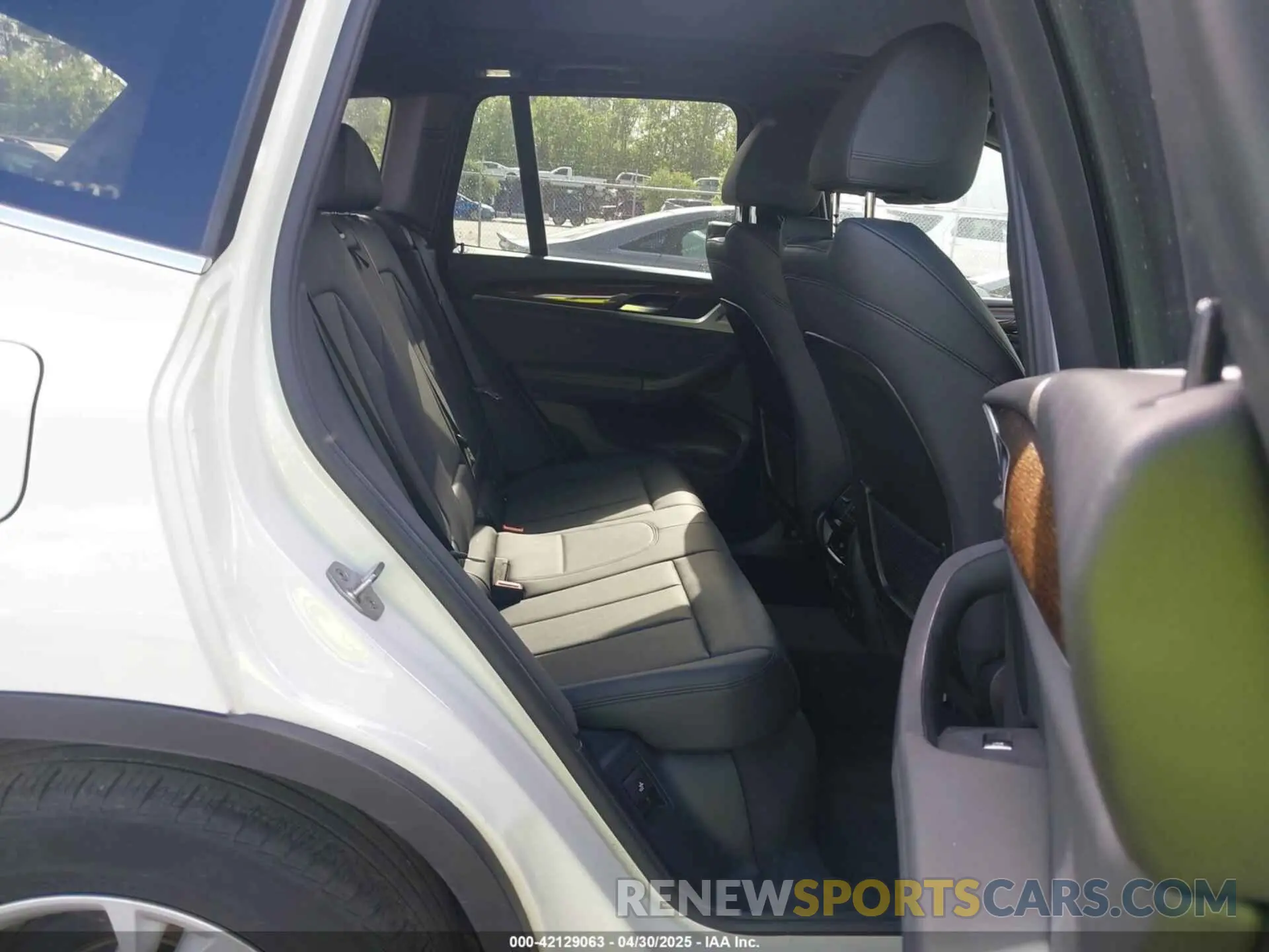 8 fotografías del automóvil dañado 5UXTR7C55KLR43875 BMW X3 2019