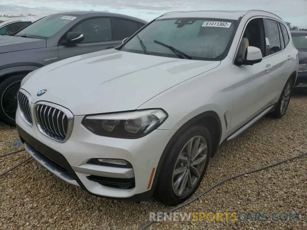2 fotografías del automóvil dañado 5UXTR7C56KLE93737 BMW X3 2019