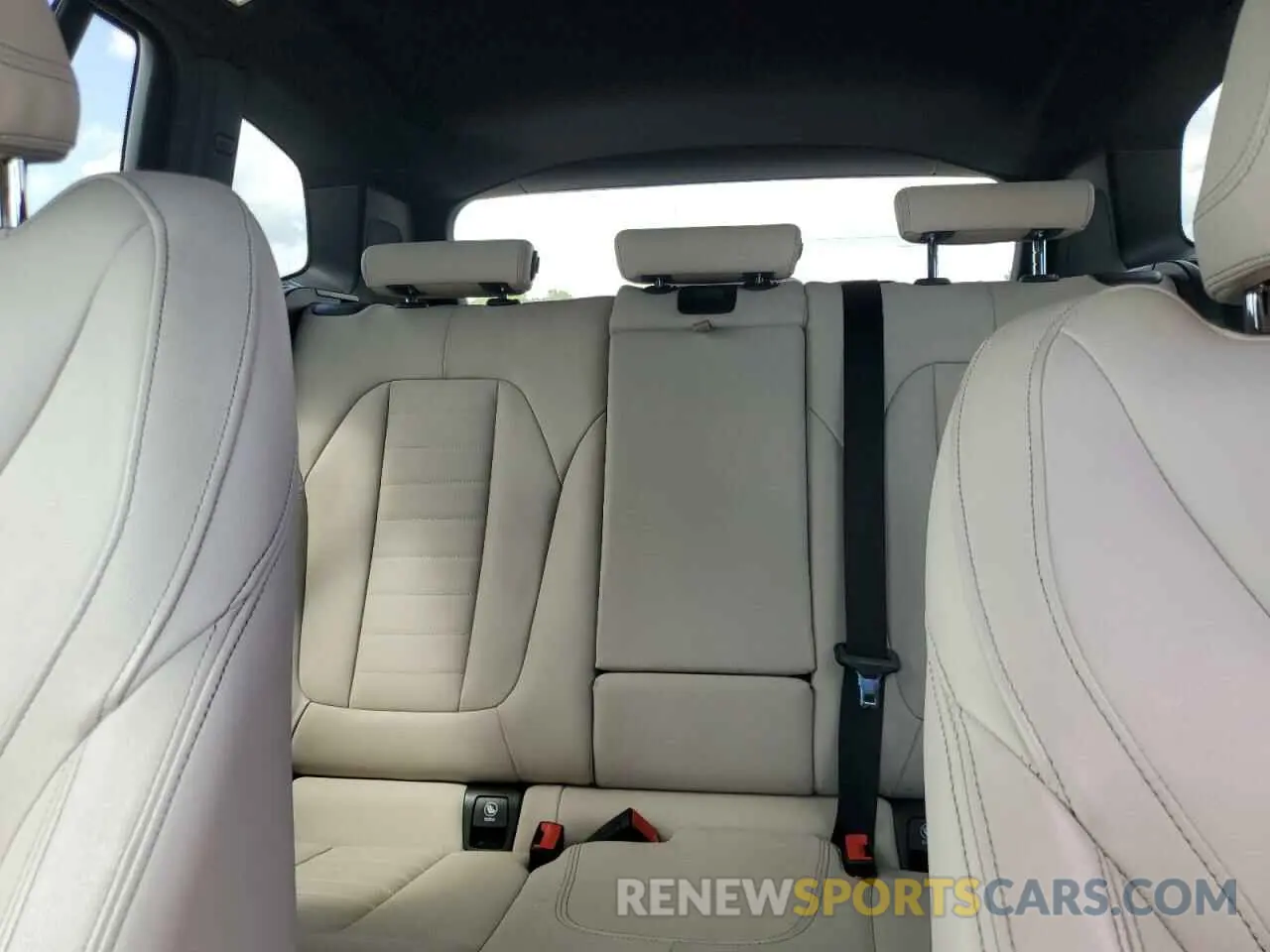 10 fotografías del automóvil dañado 5UXTR7C56KLF27949 BMW X3 2019