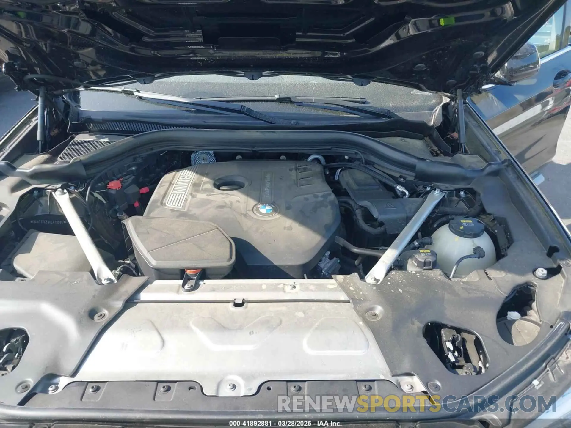 10 fotografías del automóvil dañado 5UXTR7C56KLF29586 BMW X3 2019