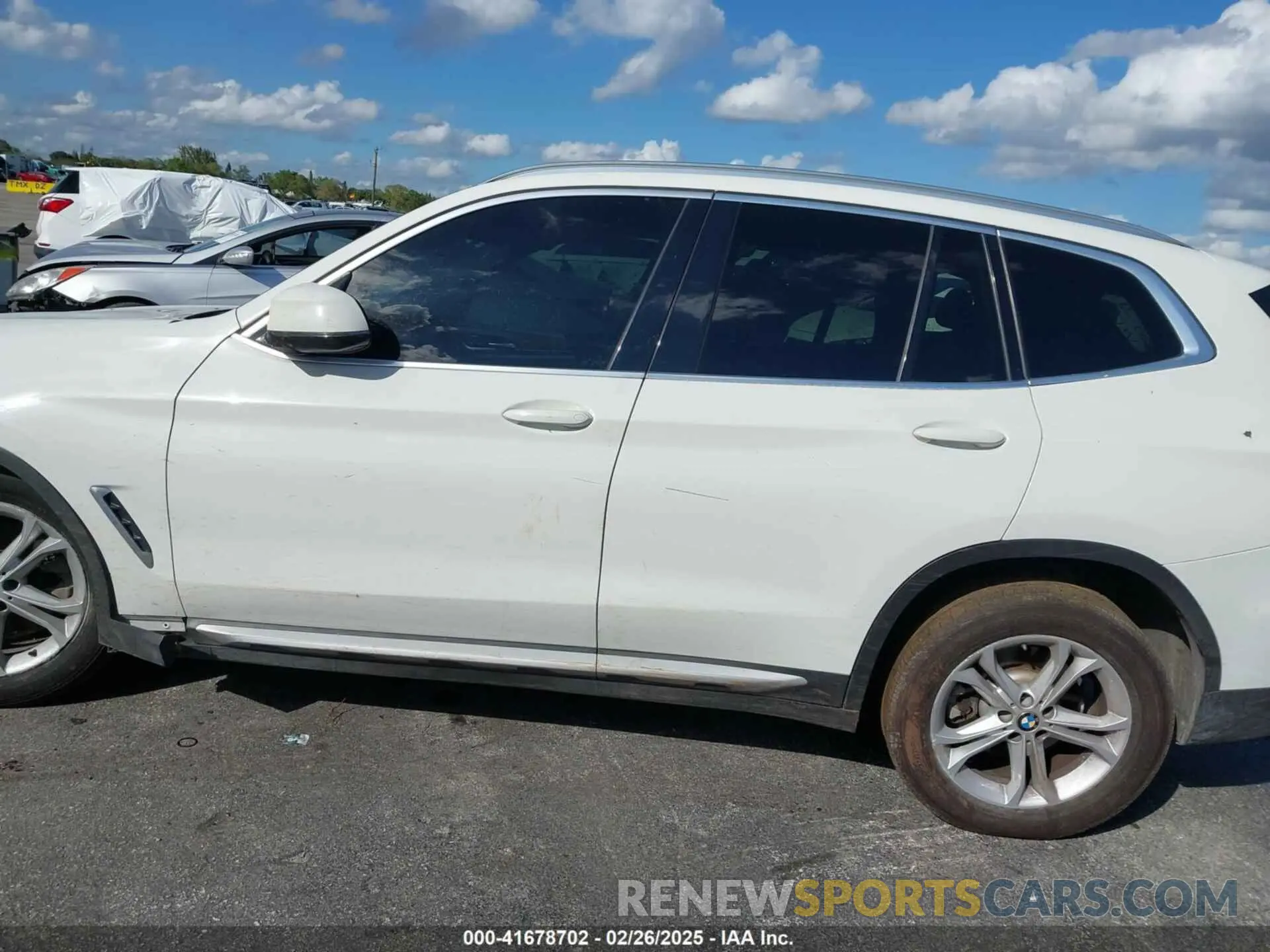 14 fotografías del automóvil dañado 5UXTR7C56KLR43898 BMW X3 2019