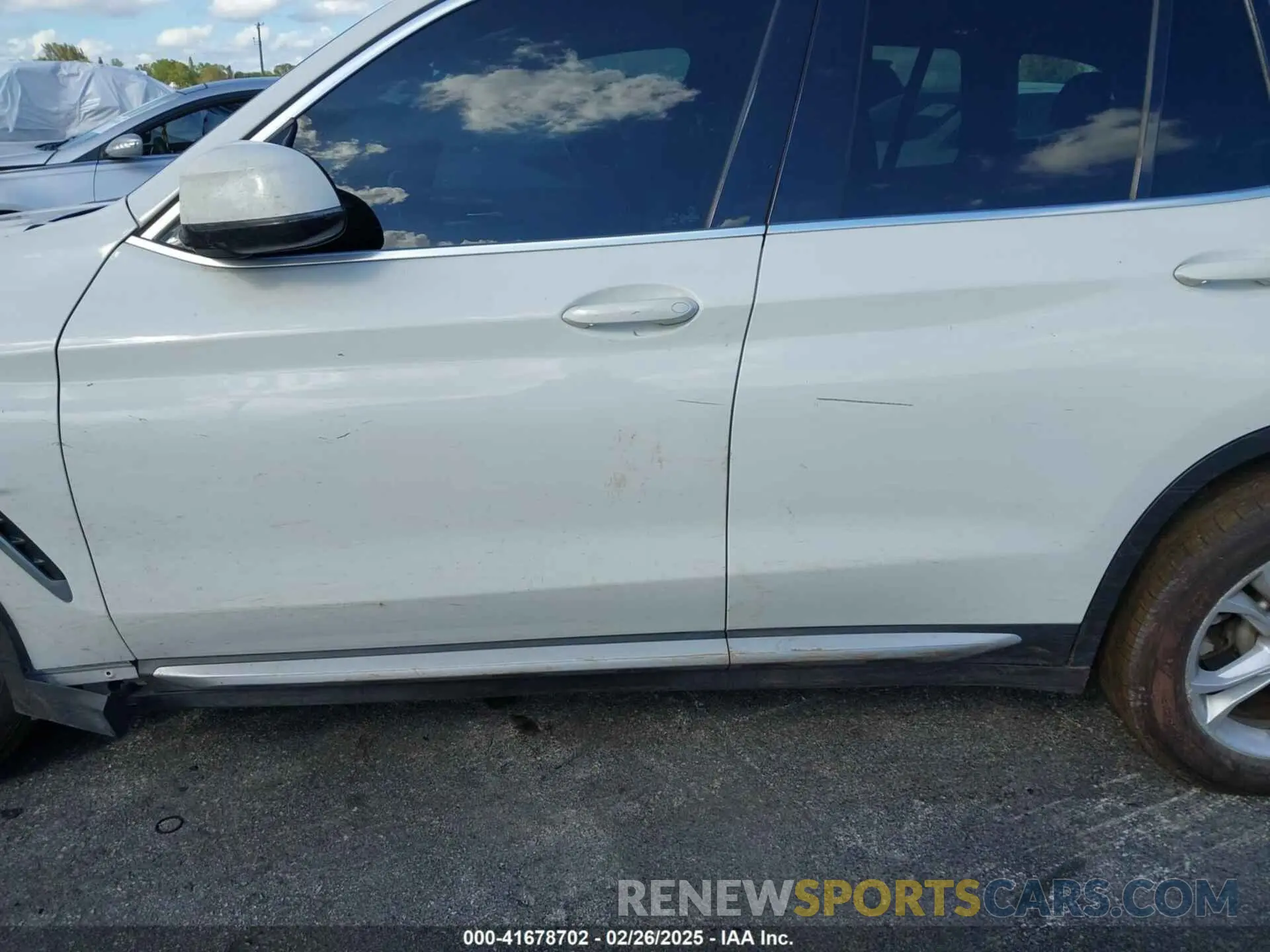 18 fotografías del automóvil dañado 5UXTR7C56KLR43898 BMW X3 2019