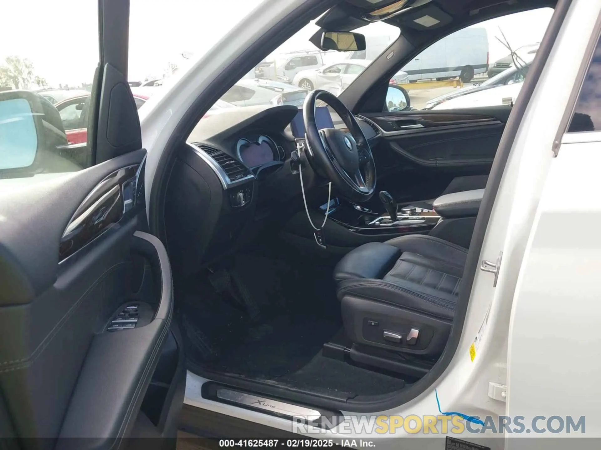6 fotografías del automóvil dañado 5UXTR7C56KLR51192 BMW X3 2019