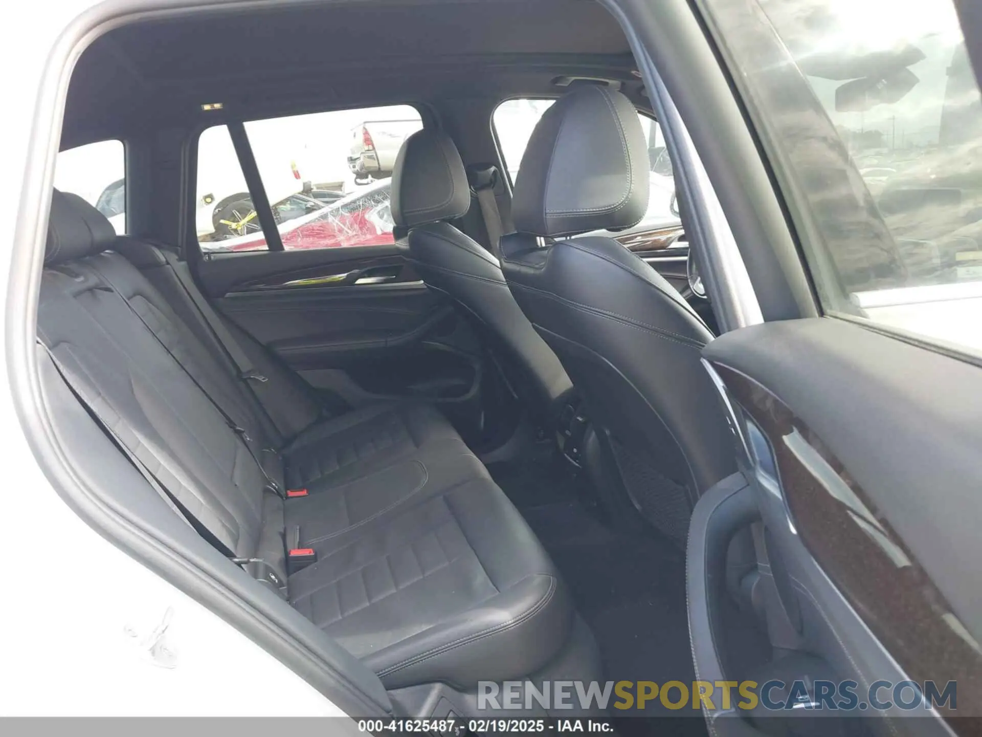 8 fotografías del automóvil dañado 5UXTR7C56KLR51192 BMW X3 2019