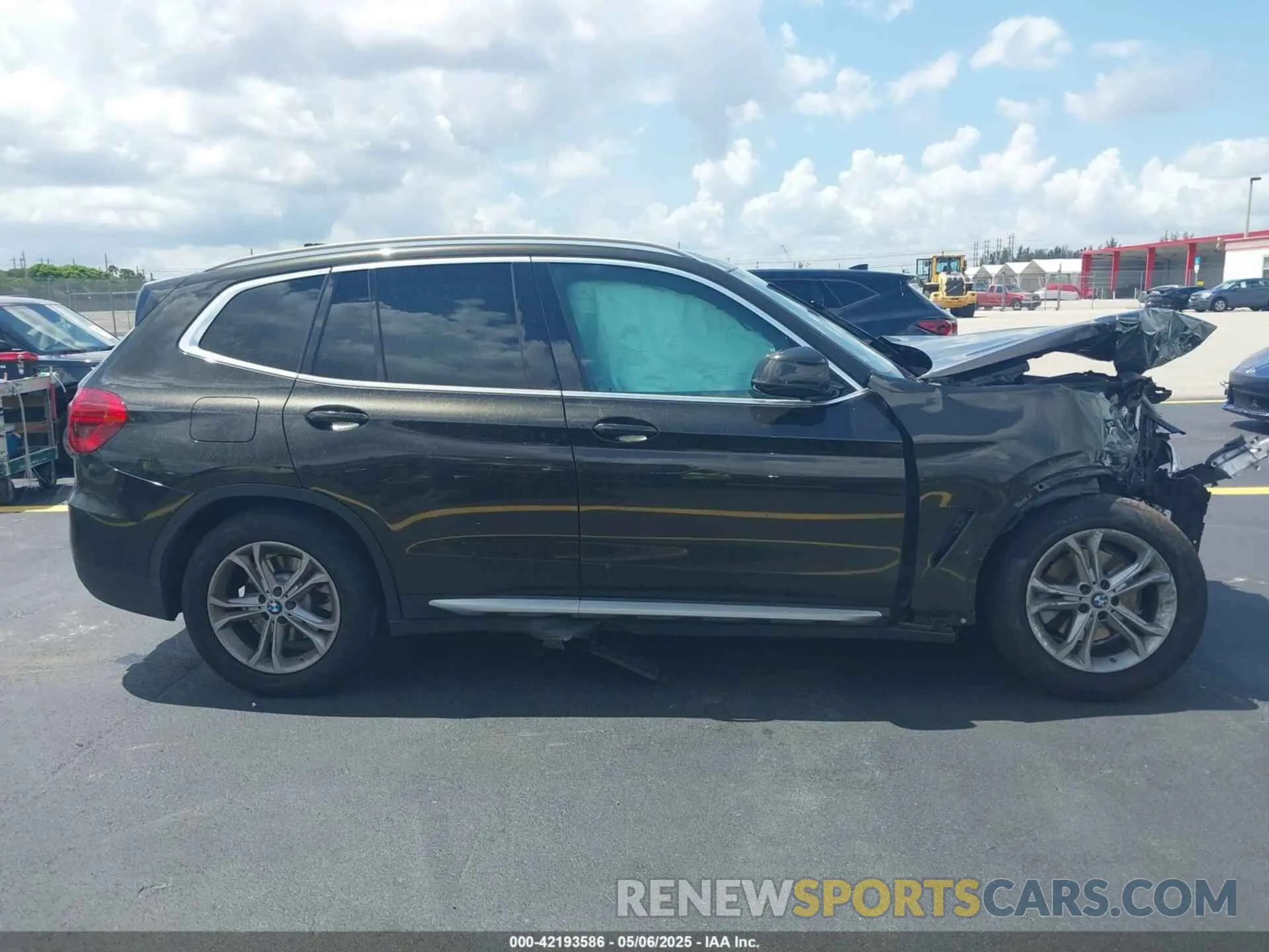 13 fotografías del automóvil dañado 5UXTR7C56KLR51693 BMW X3 2019