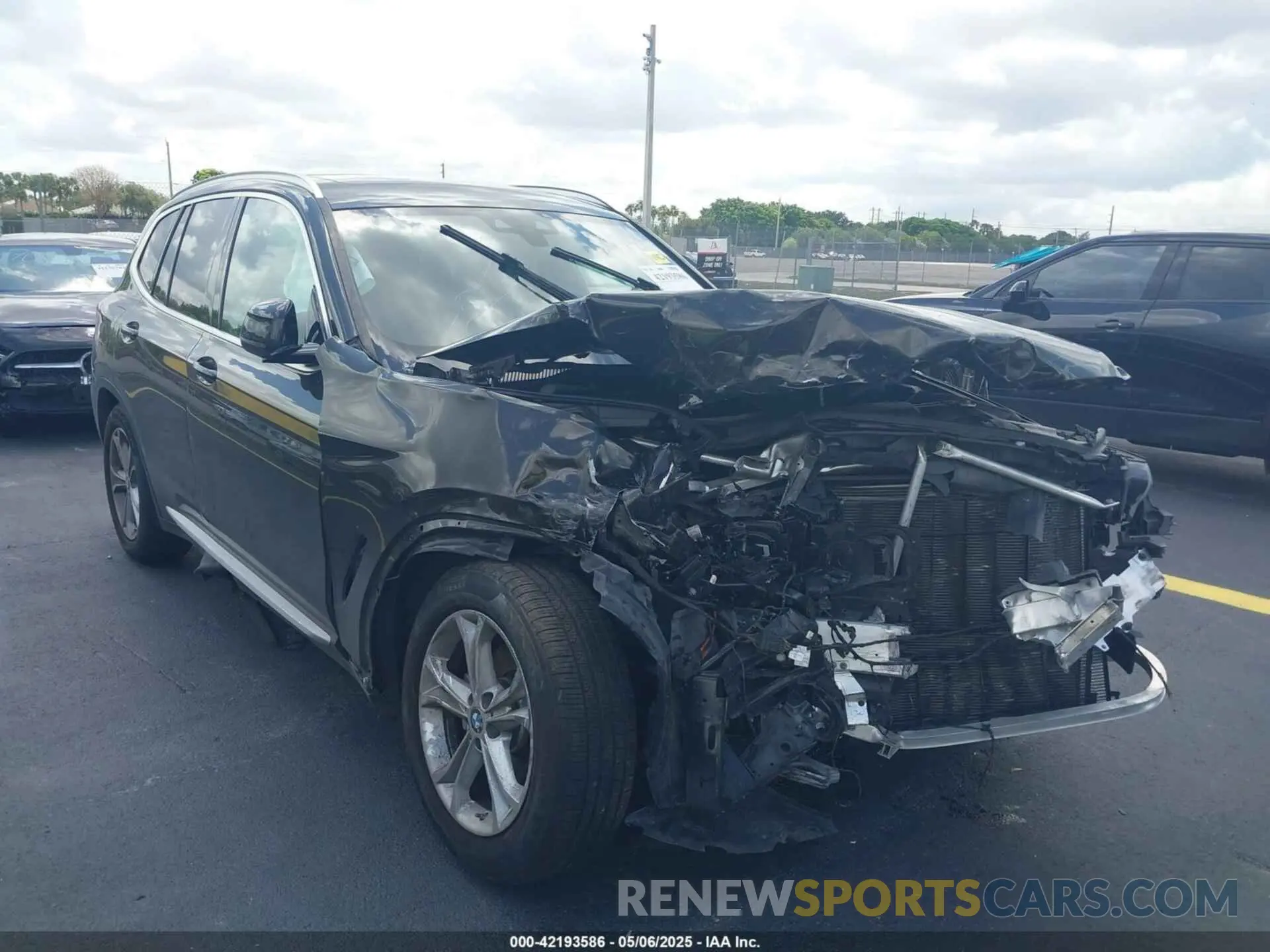 6 fotografías del automóvil dañado 5UXTR7C56KLR51693 BMW X3 2019