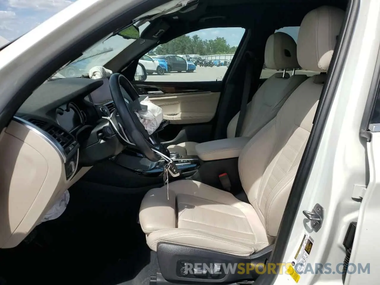 7 fotografías del automóvil dañado 5UXTR7C56KLR53038 BMW X3 2019