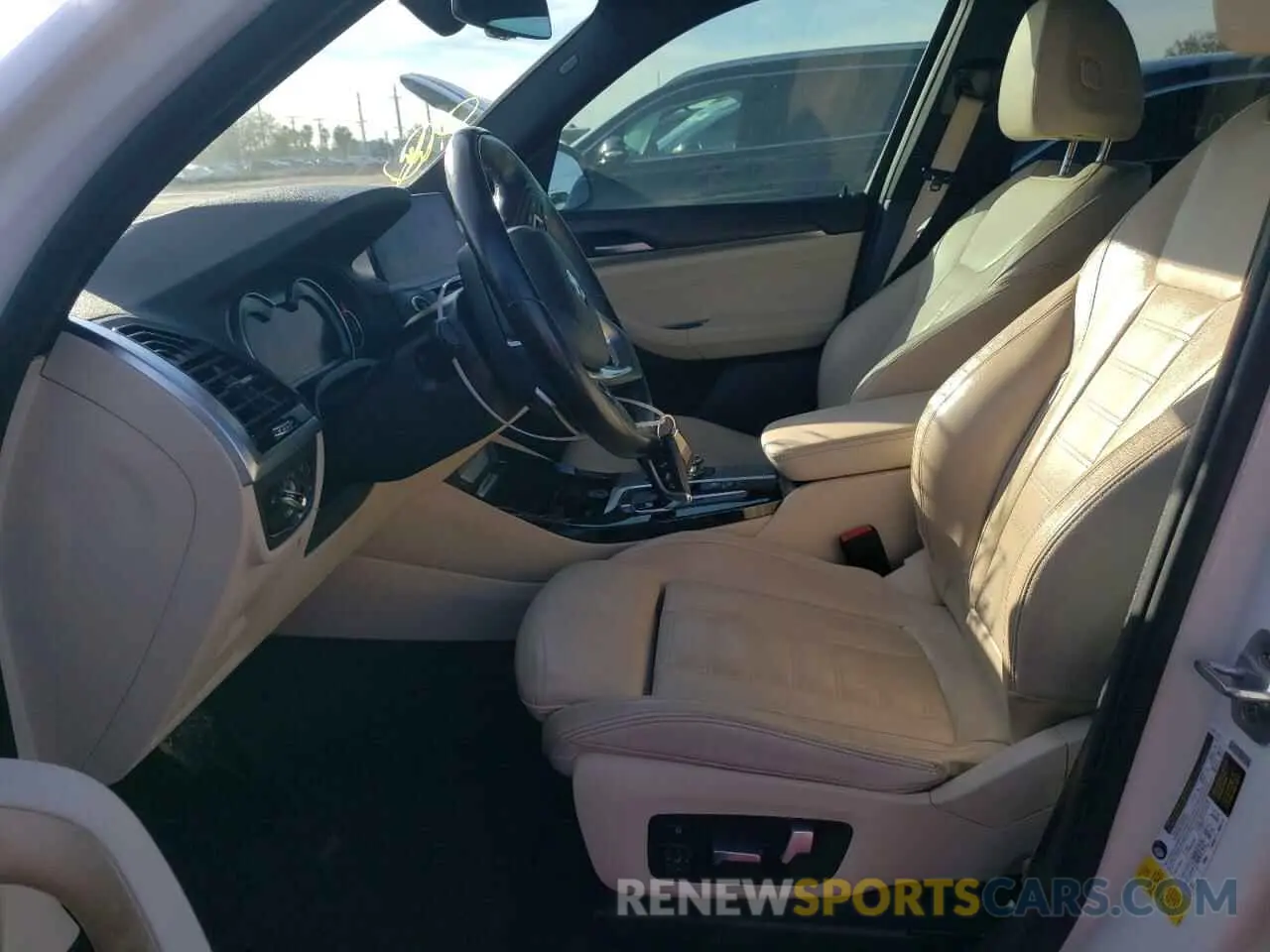 7 fotografías del automóvil dañado 5UXTR7C57KLF37356 BMW X3 2019