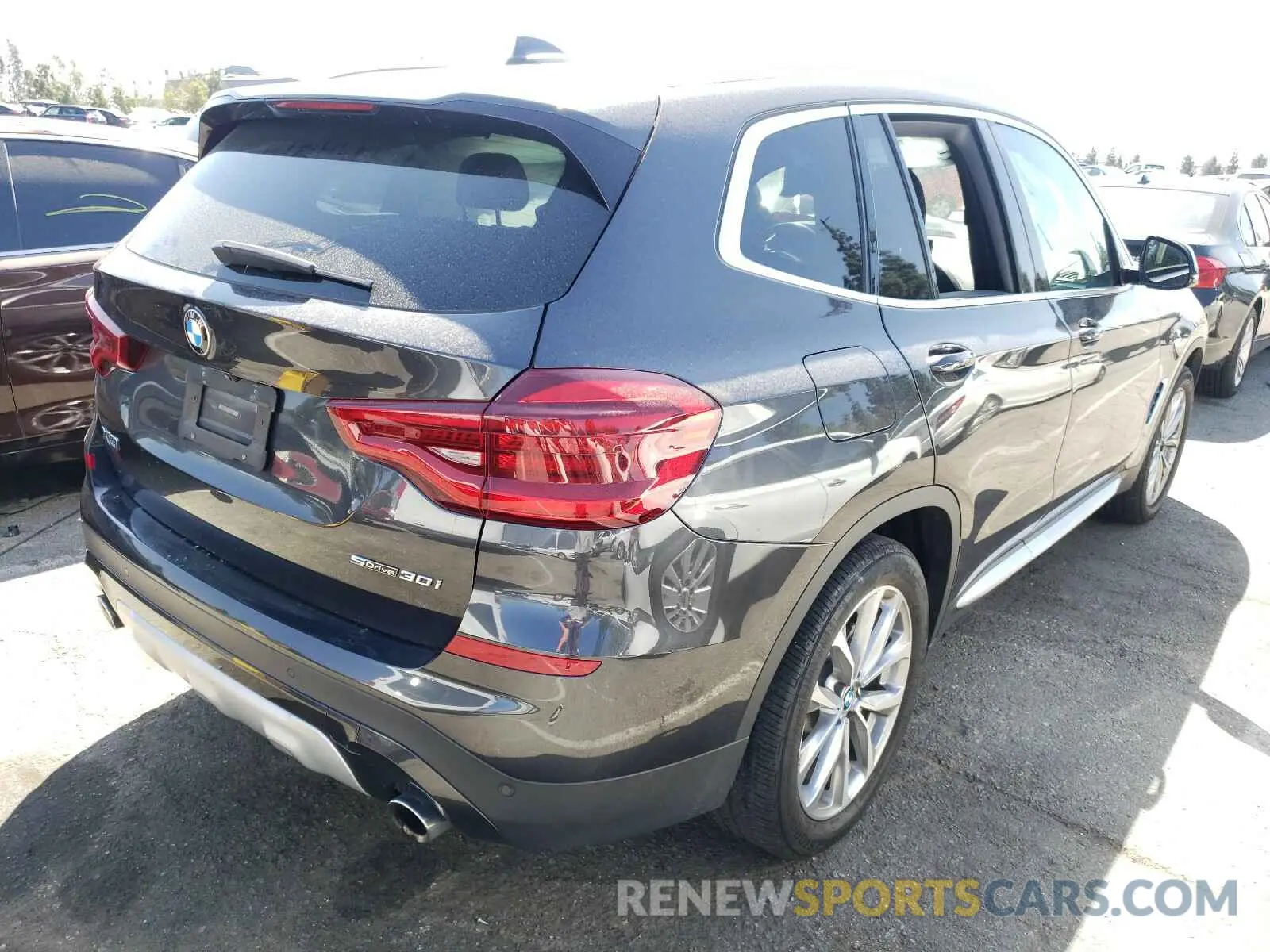4 fotografías del automóvil dañado 5UXTR7C58KLE98194 BMW X3 2019