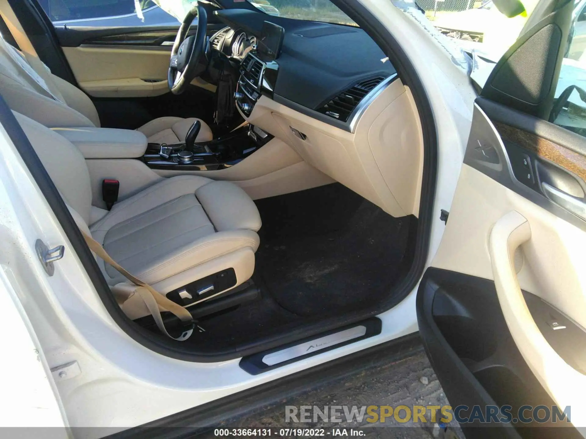 5 fotografías del automóvil dañado 5UXTR7C58KLF28648 BMW X3 2019