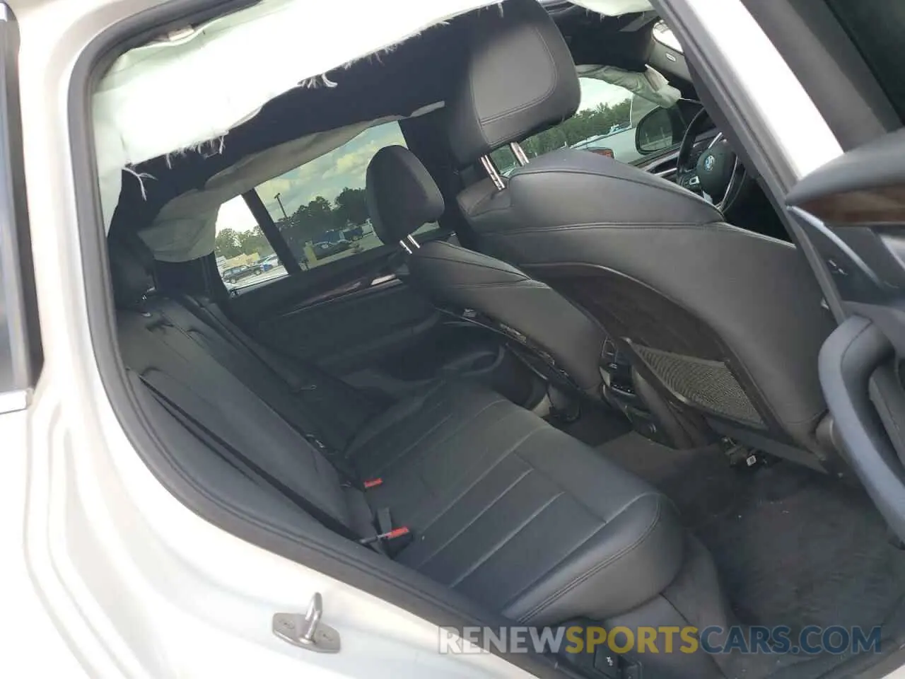 11 fotografías del automóvil dañado 5UXTR7C58KLF29279 BMW X3 2019