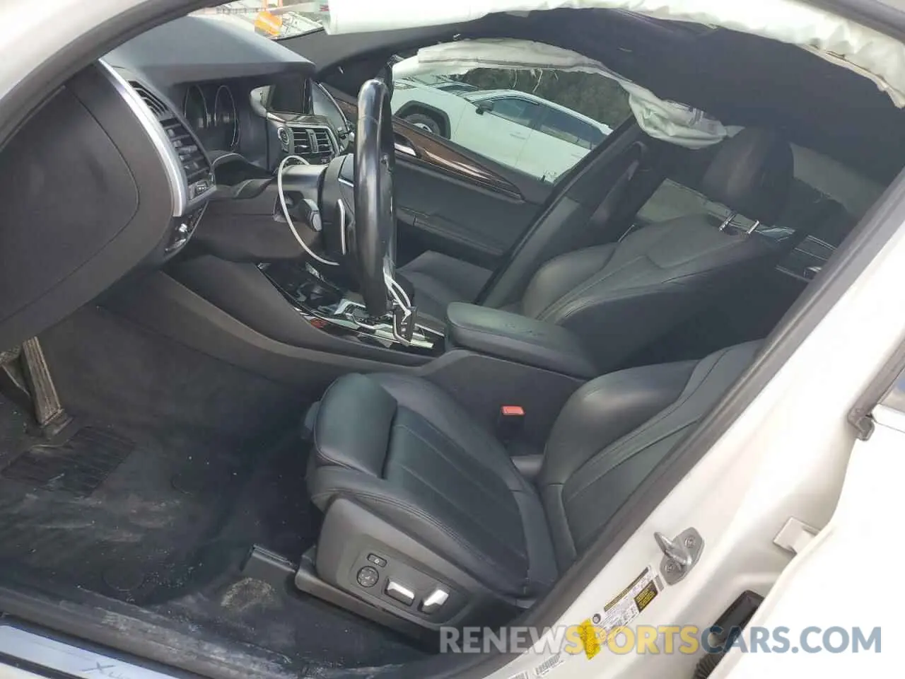 7 fotografías del automóvil dañado 5UXTR7C58KLF29279 BMW X3 2019
