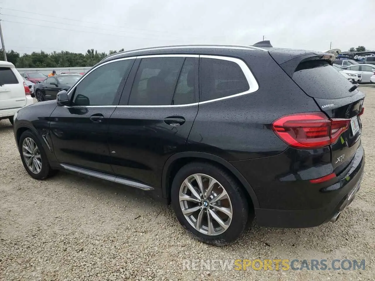 2 fotografías del automóvil dañado 5UXTR7C58KLF31274 BMW X3 2019