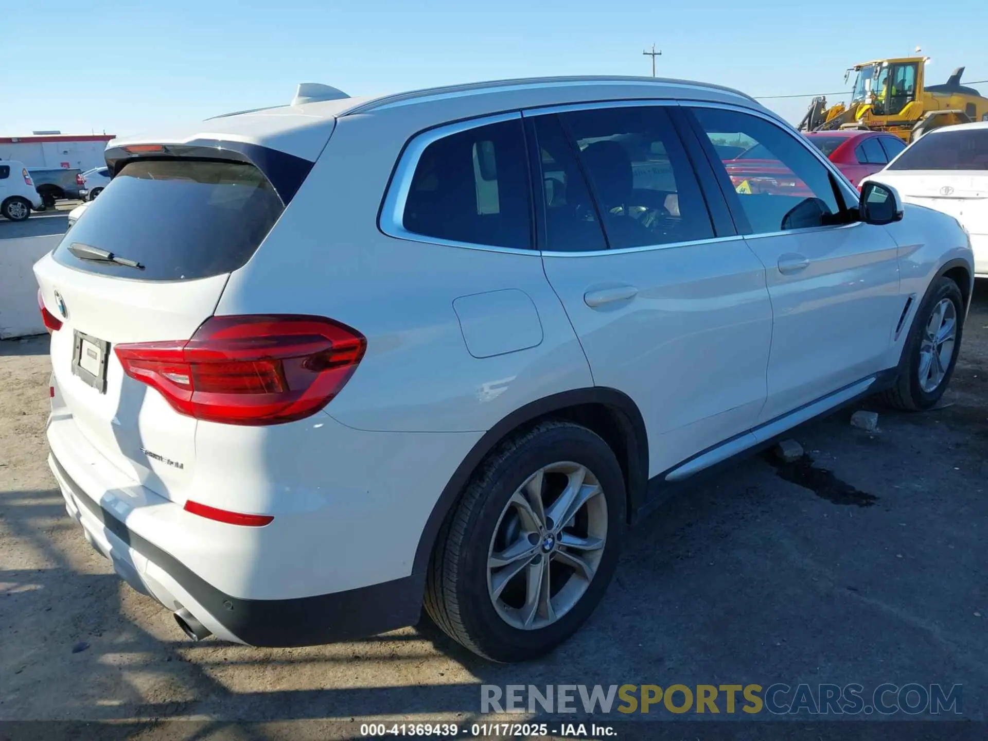 4 fotografías del automóvil dañado 5UXTR7C59KLE98477 BMW X3 2019