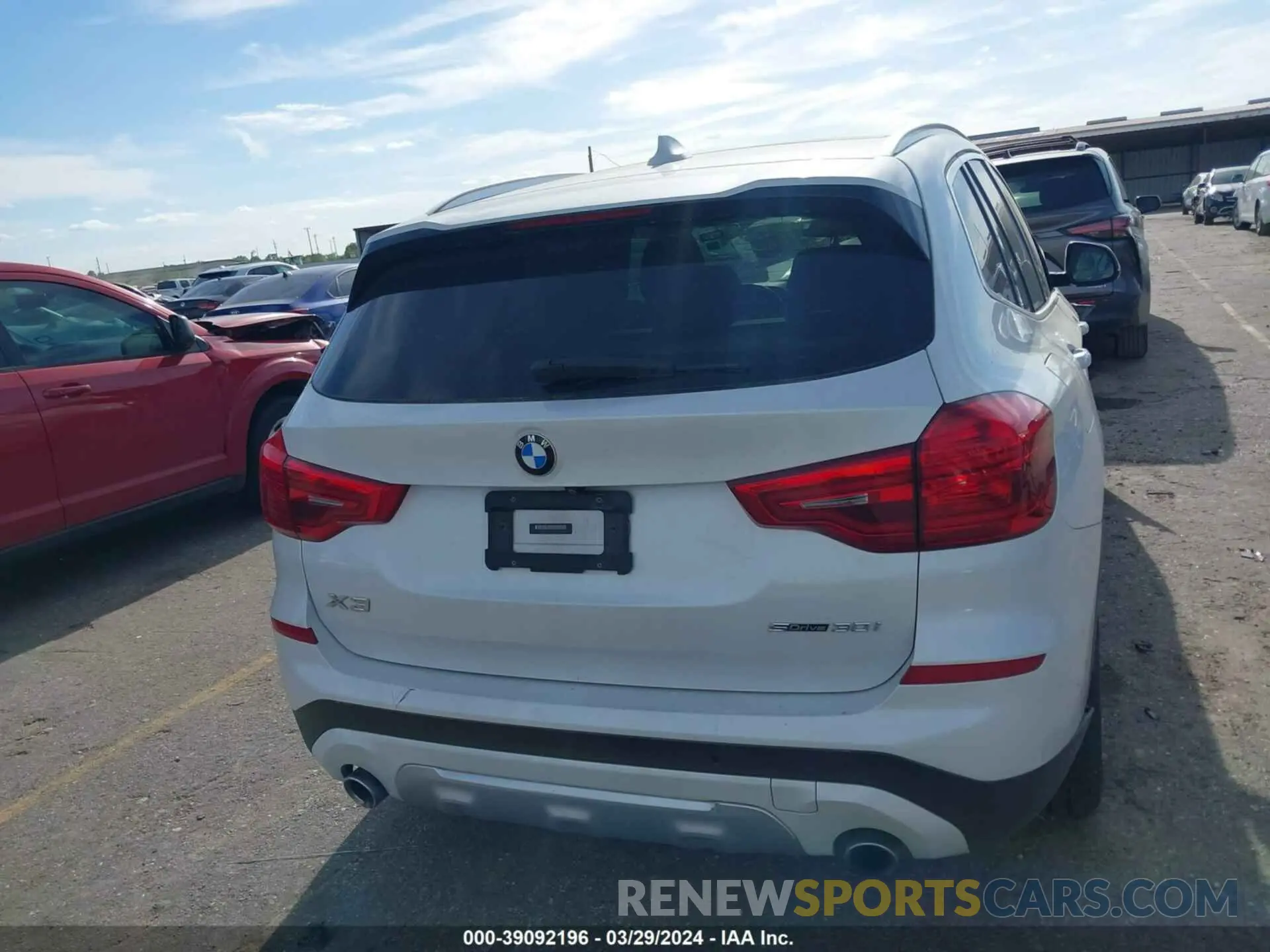 16 fotografías del automóvil dañado 5UXTR7C59KLF29288 BMW X3 2019