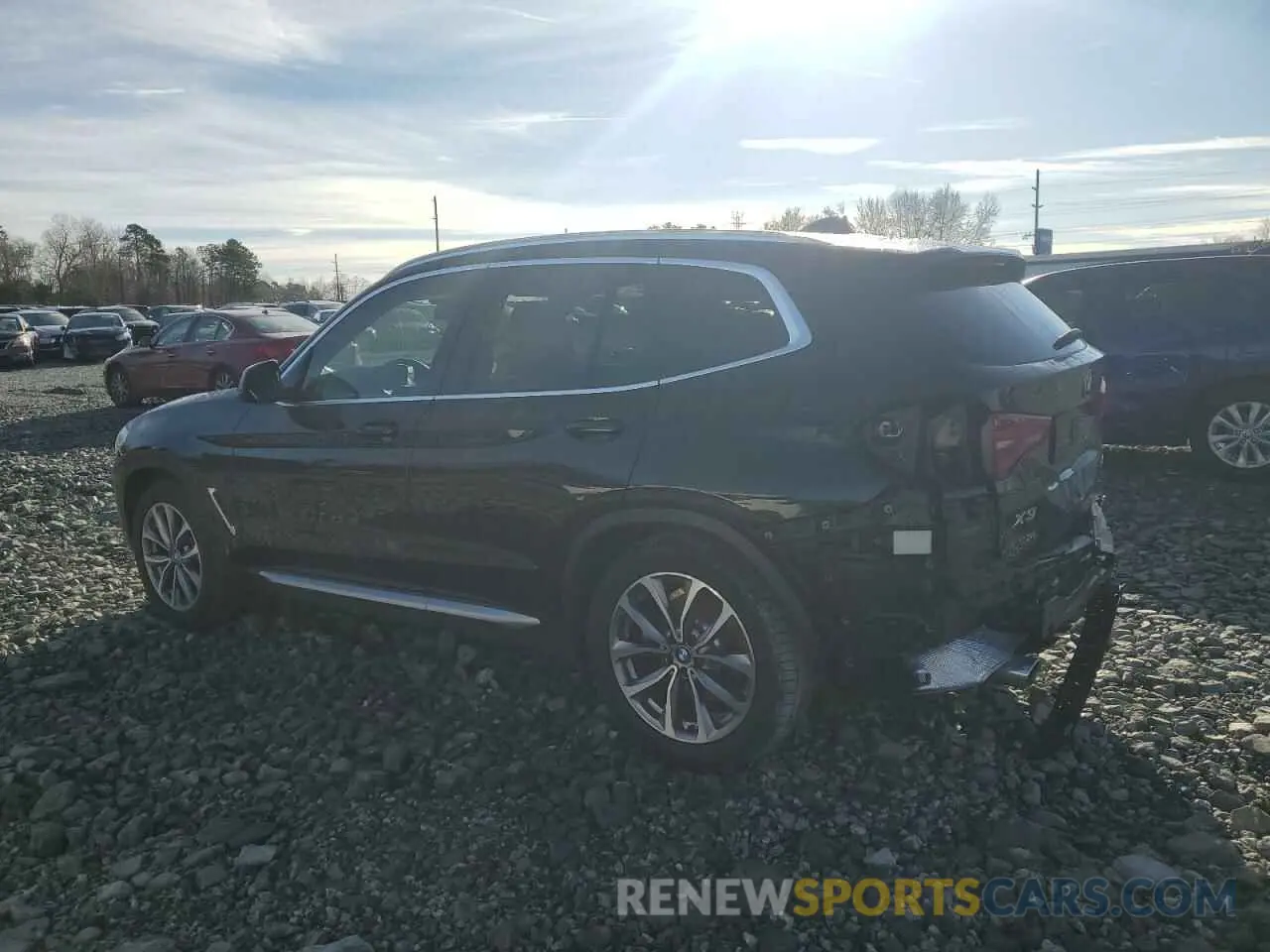 2 fotografías del automóvil dañado 5UXTR7C59KLF31512 BMW X3 2019
