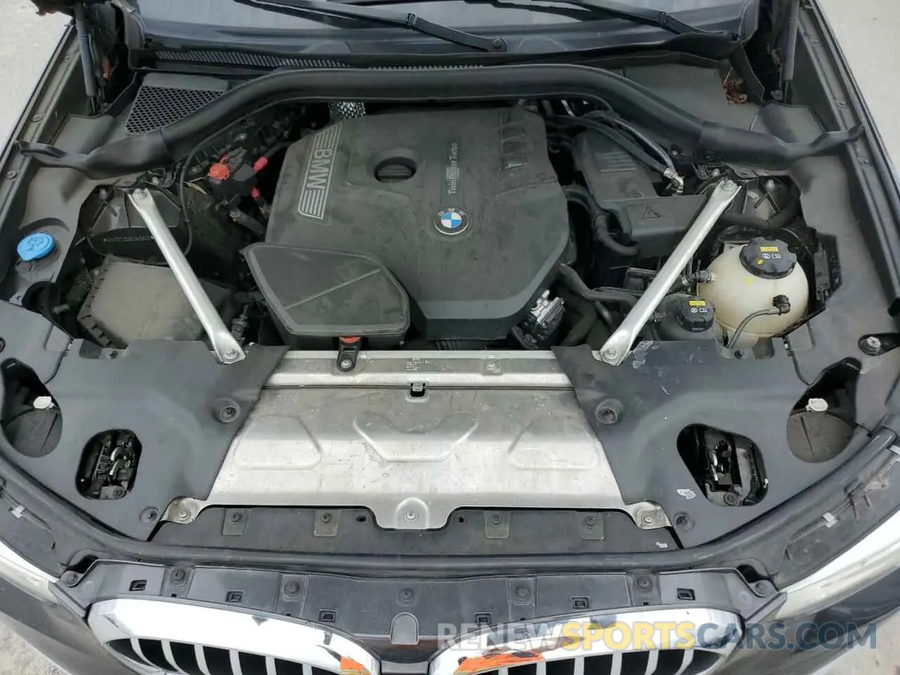 12 fotografías del automóvil dañado 5UXTR7C59KLR45600 BMW X3 2019