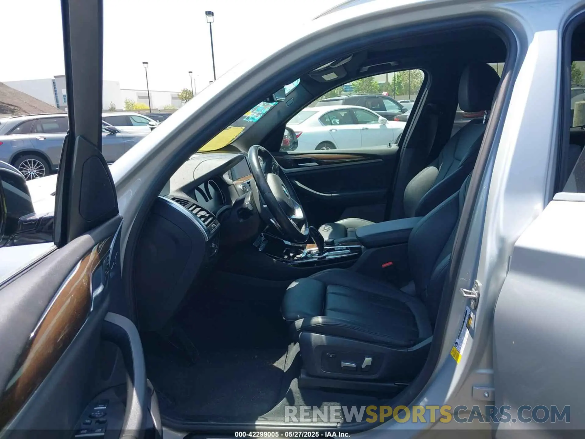 5 fotografías del automóvil dañado 5UXTR7C59KLR51736 BMW X3 2019