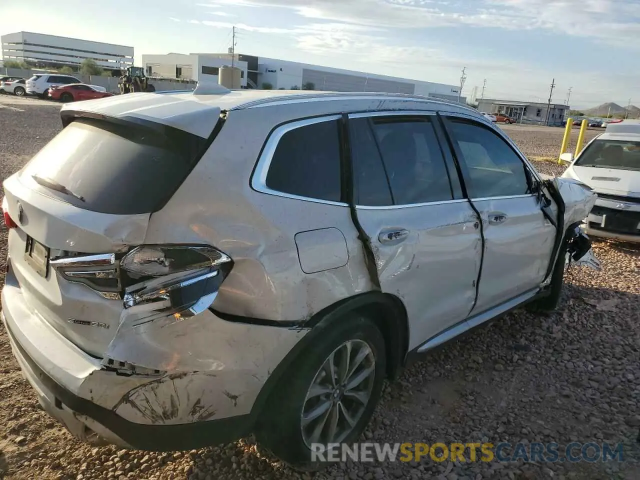 3 fotografías del automóvil dañado 5UXTR7C5XKLR45928 BMW X3 2019