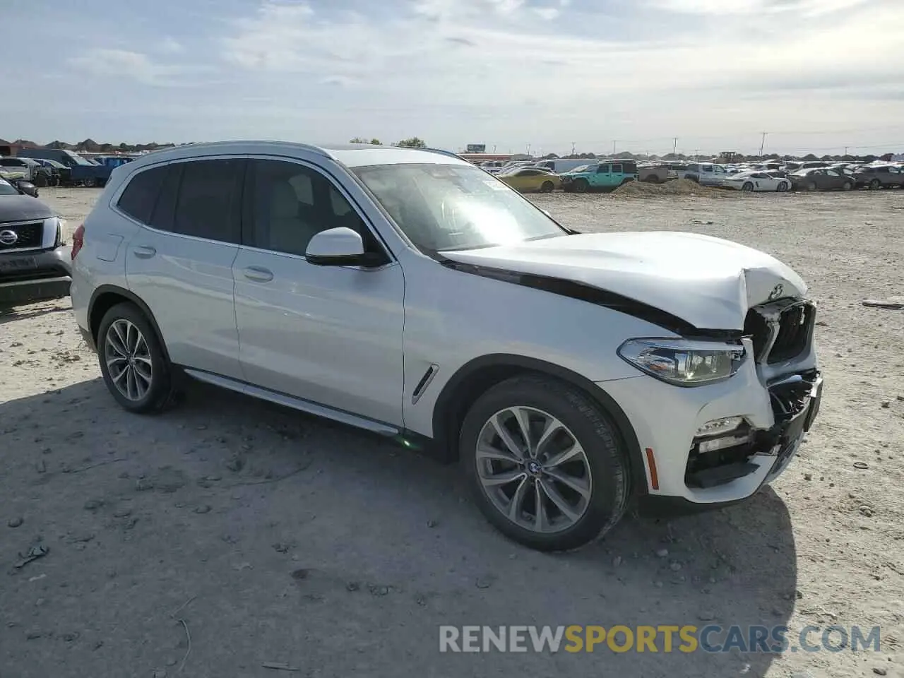 4 fotografías del automóvil dañado 5UXTR9C50KLD99199 BMW X3 2019