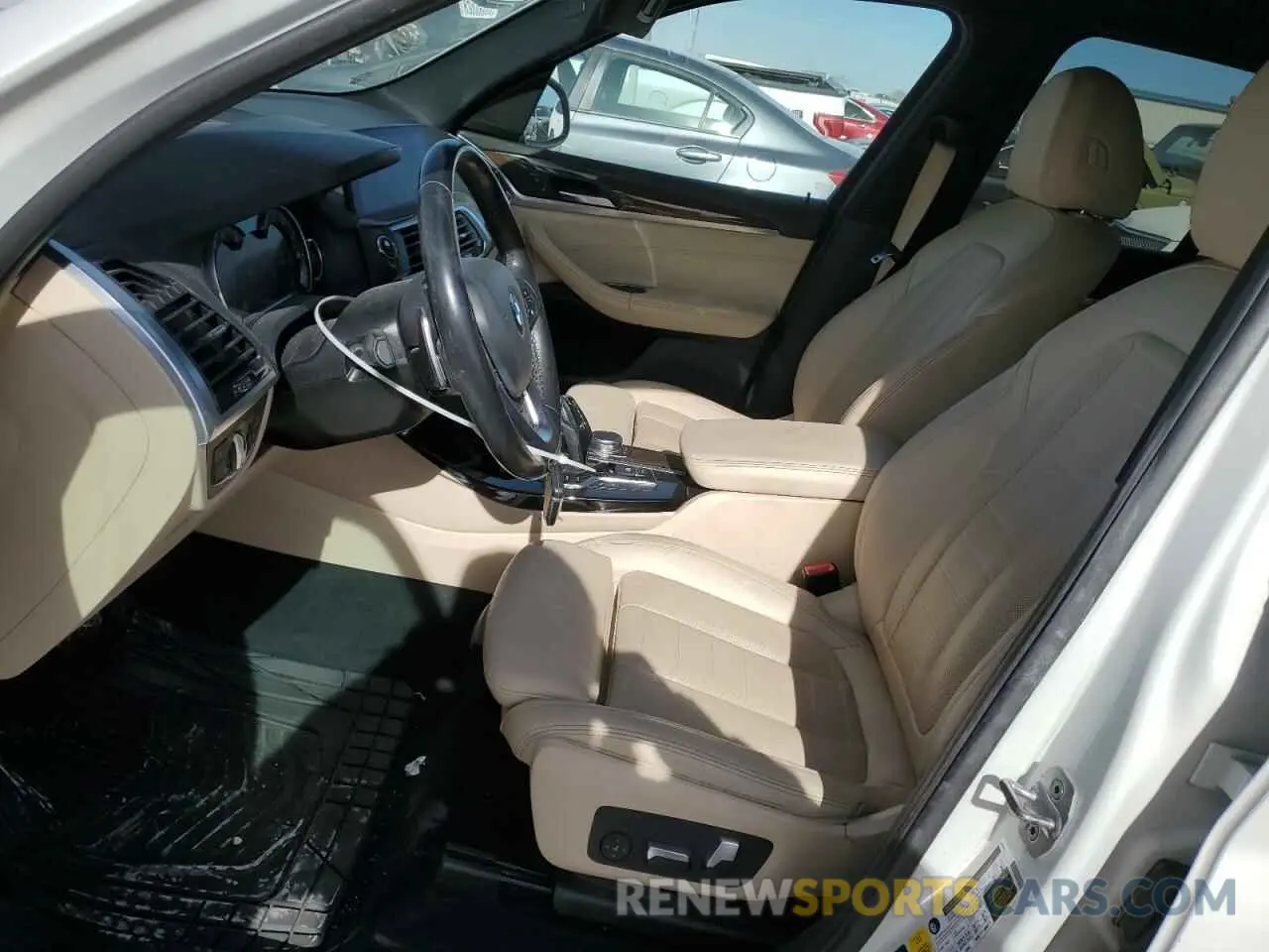 7 fotografías del automóvil dañado 5UXTR9C50KLD99199 BMW X3 2019