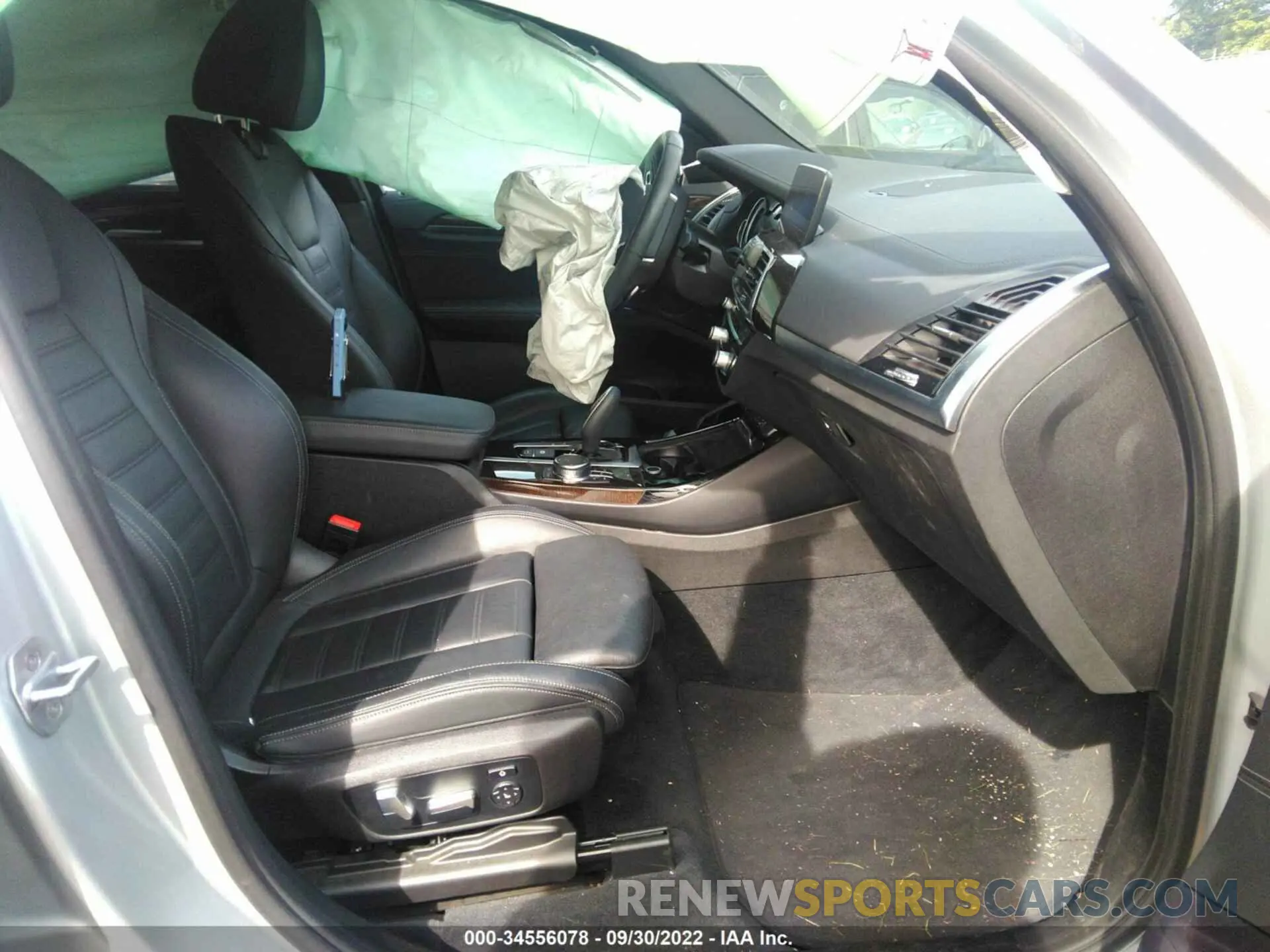 5 fotografías del automóvil dañado 5UXTR9C50KLE13067 BMW X3 2019