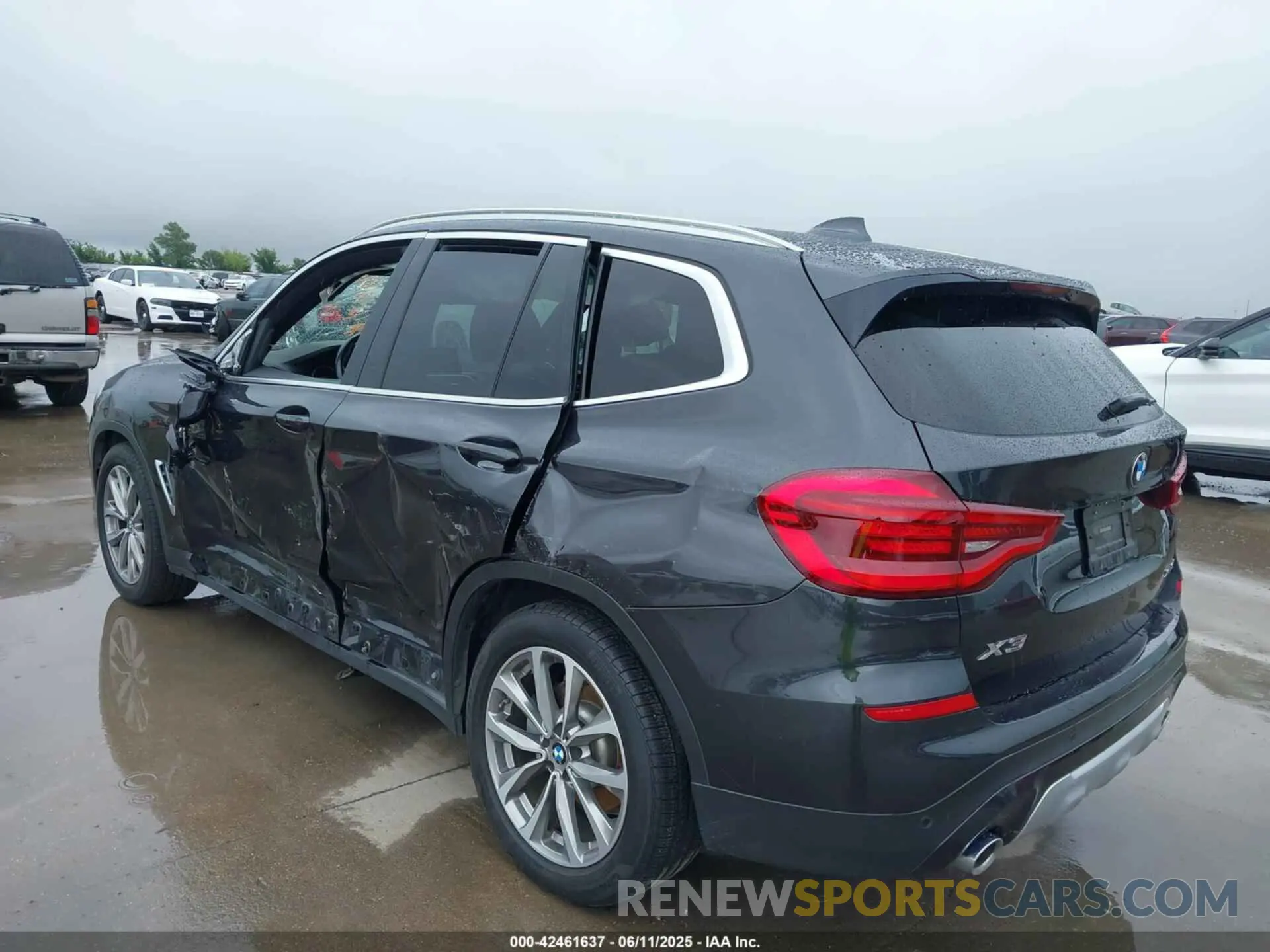 3 fotografías del automóvil dañado 5UXTR9C50KLE16678 BMW X3 2019
