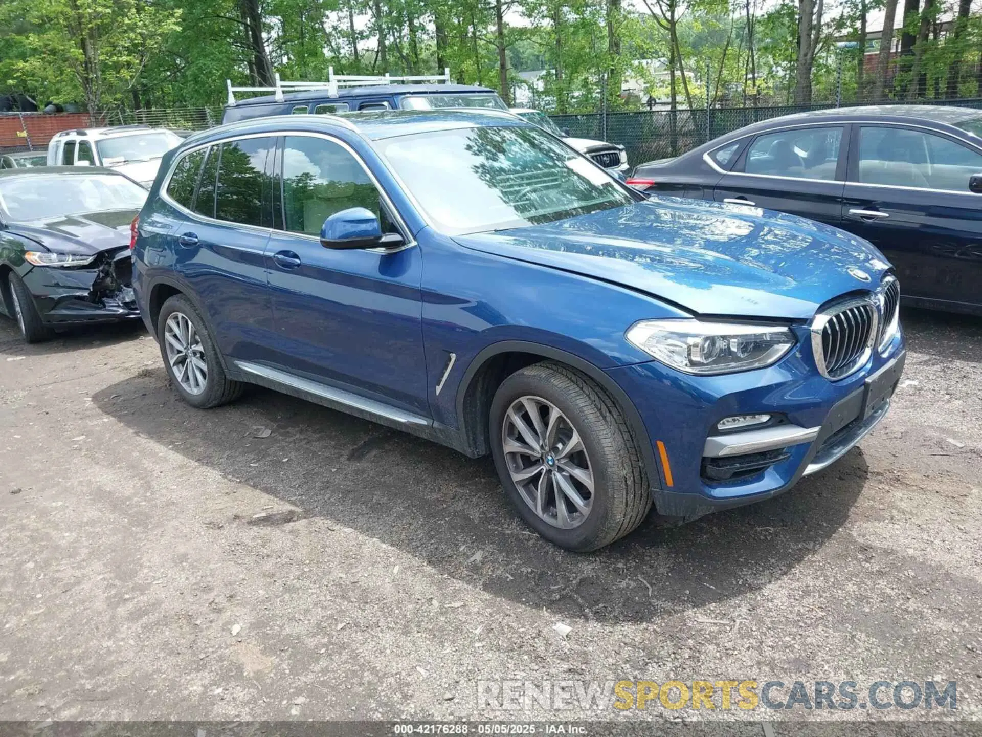 1 fotografías del automóvil dañado 5UXTR9C50KLE19256 BMW X3 2019