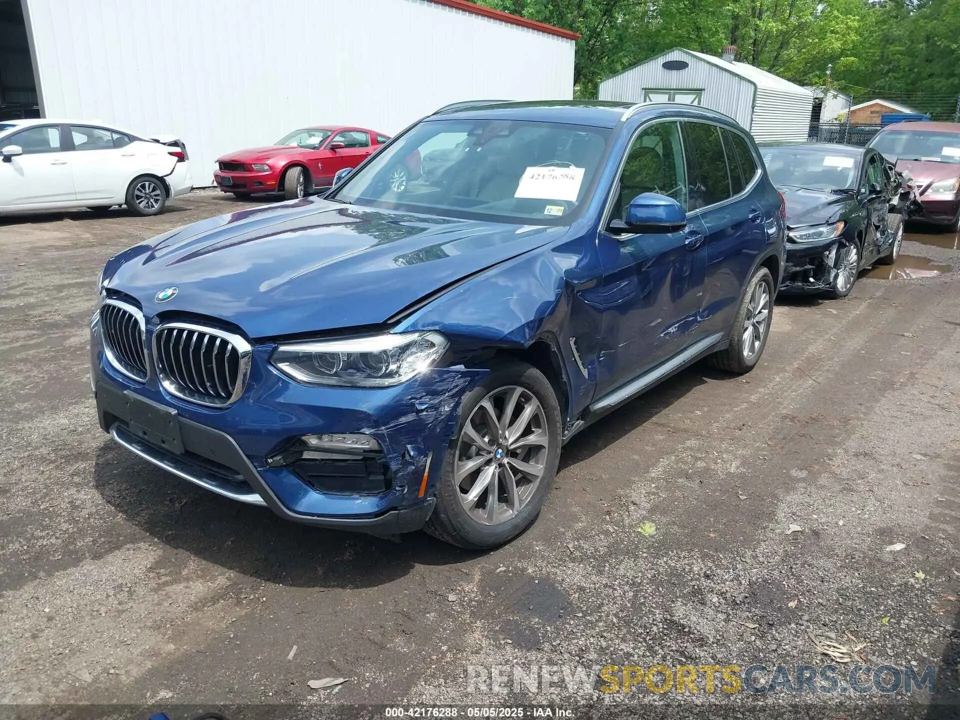 2 fotografías del automóvil dañado 5UXTR9C50KLE19256 BMW X3 2019