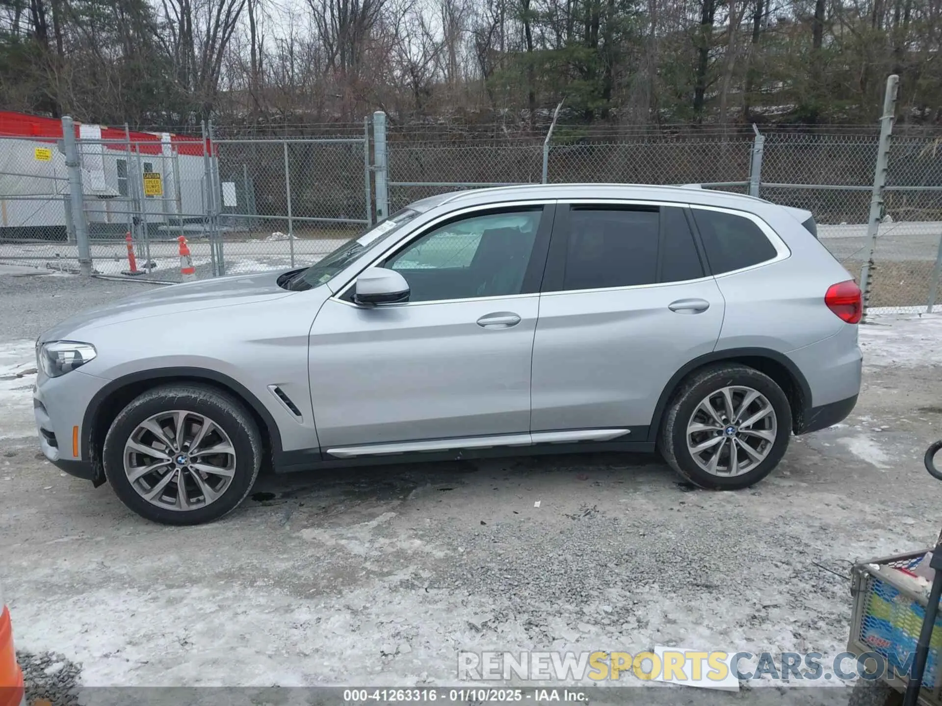 14 fotografías del automóvil dañado 5UXTR9C50KLE20441 BMW X3 2019