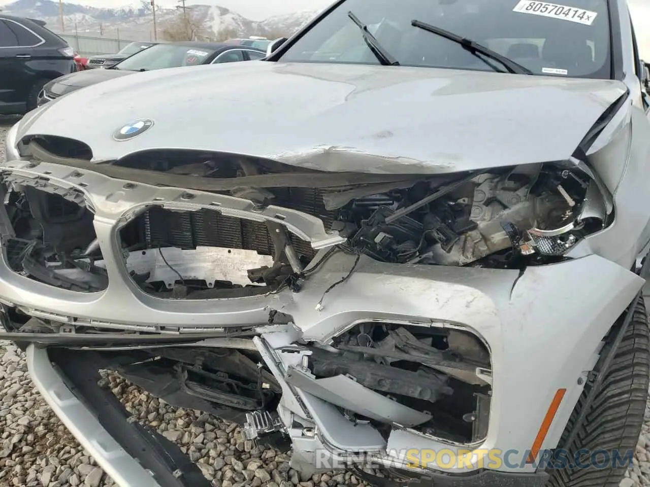 11 fotografías del automóvil dañado 5UXTR9C50KLP92097 BMW X3 2019