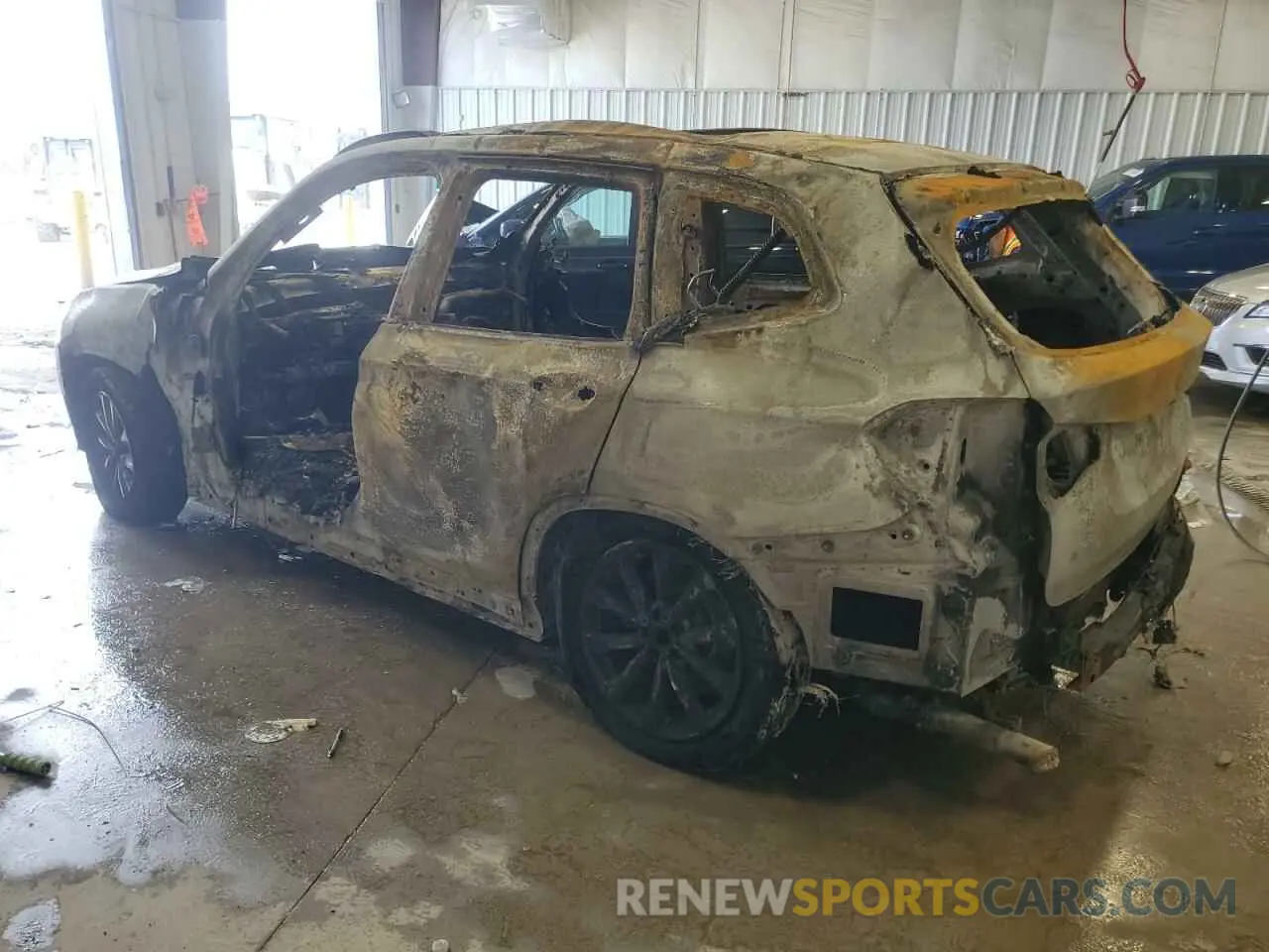 2 fotografías del automóvil dañado 5UXTR9C50KLP97705 BMW X3 2019