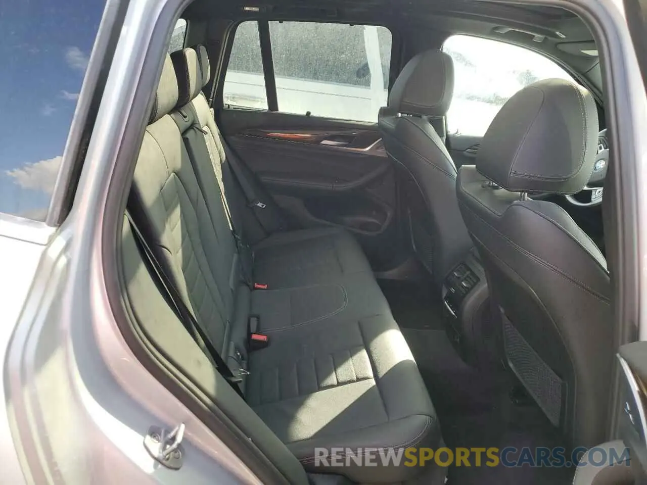 11 fotografías del automóvil dañado 5UXTR9C50KLR05854 BMW X3 2019