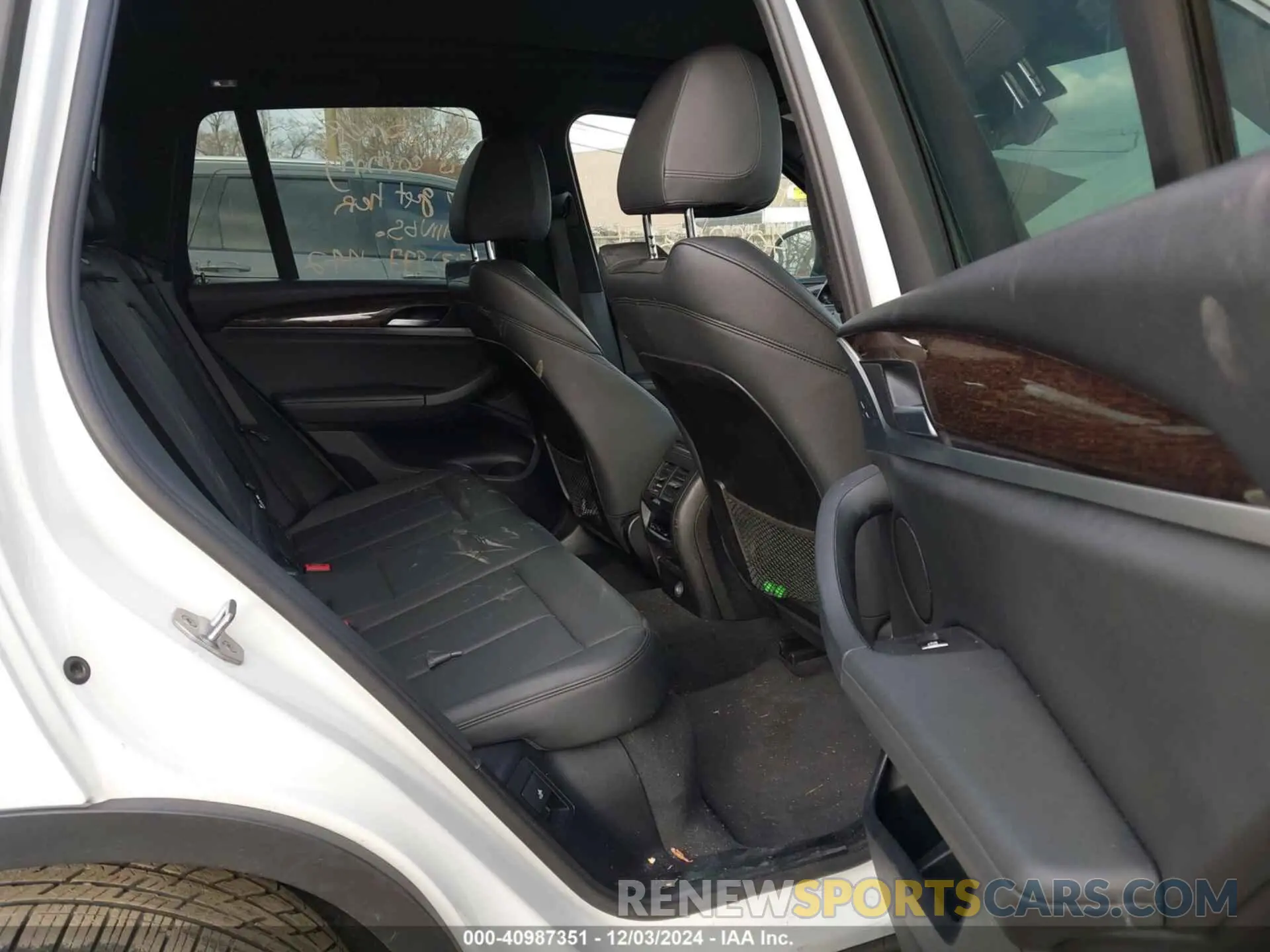 8 fotografías del automóvil dañado 5UXTR9C51KLD91533 BMW X3 2019