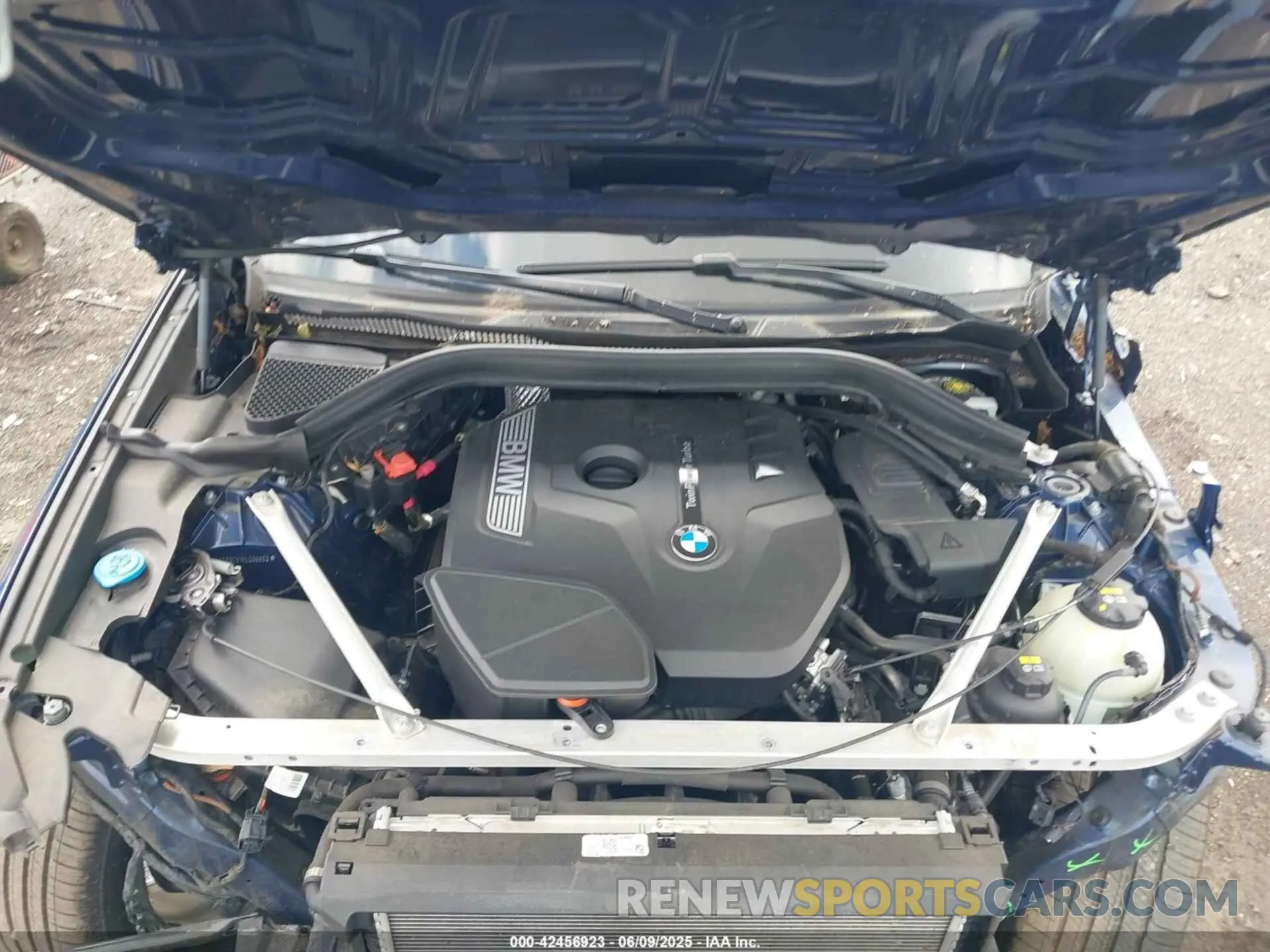 10 fotografías del automóvil dañado 5UXTR9C51KLD96652 BMW X3 2019