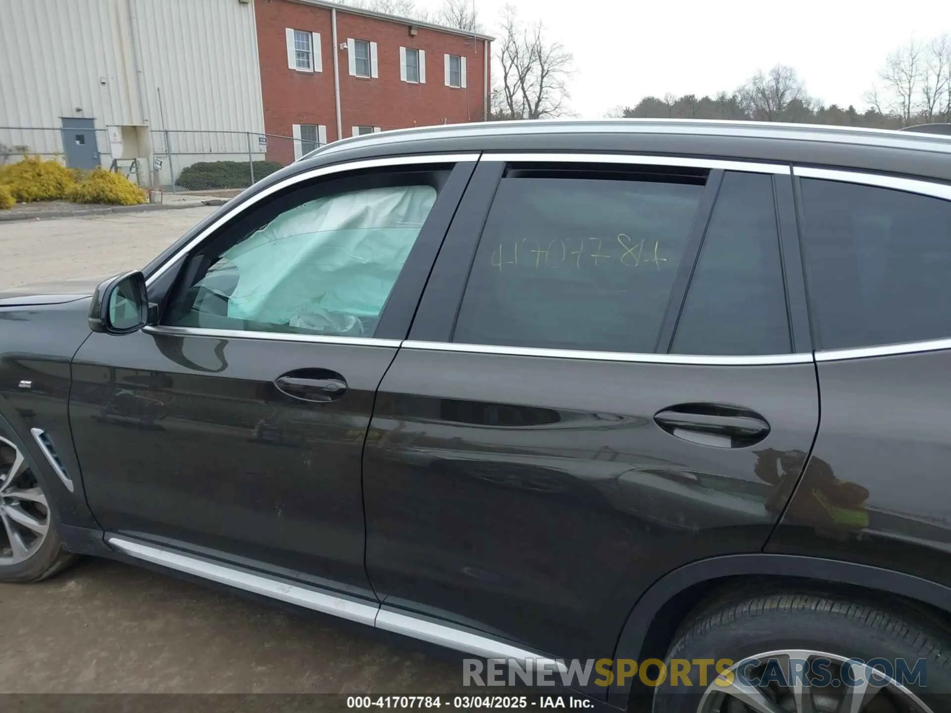 15 fotografías del automóvil dañado 5UXTR9C51KLD98868 BMW X3 2019