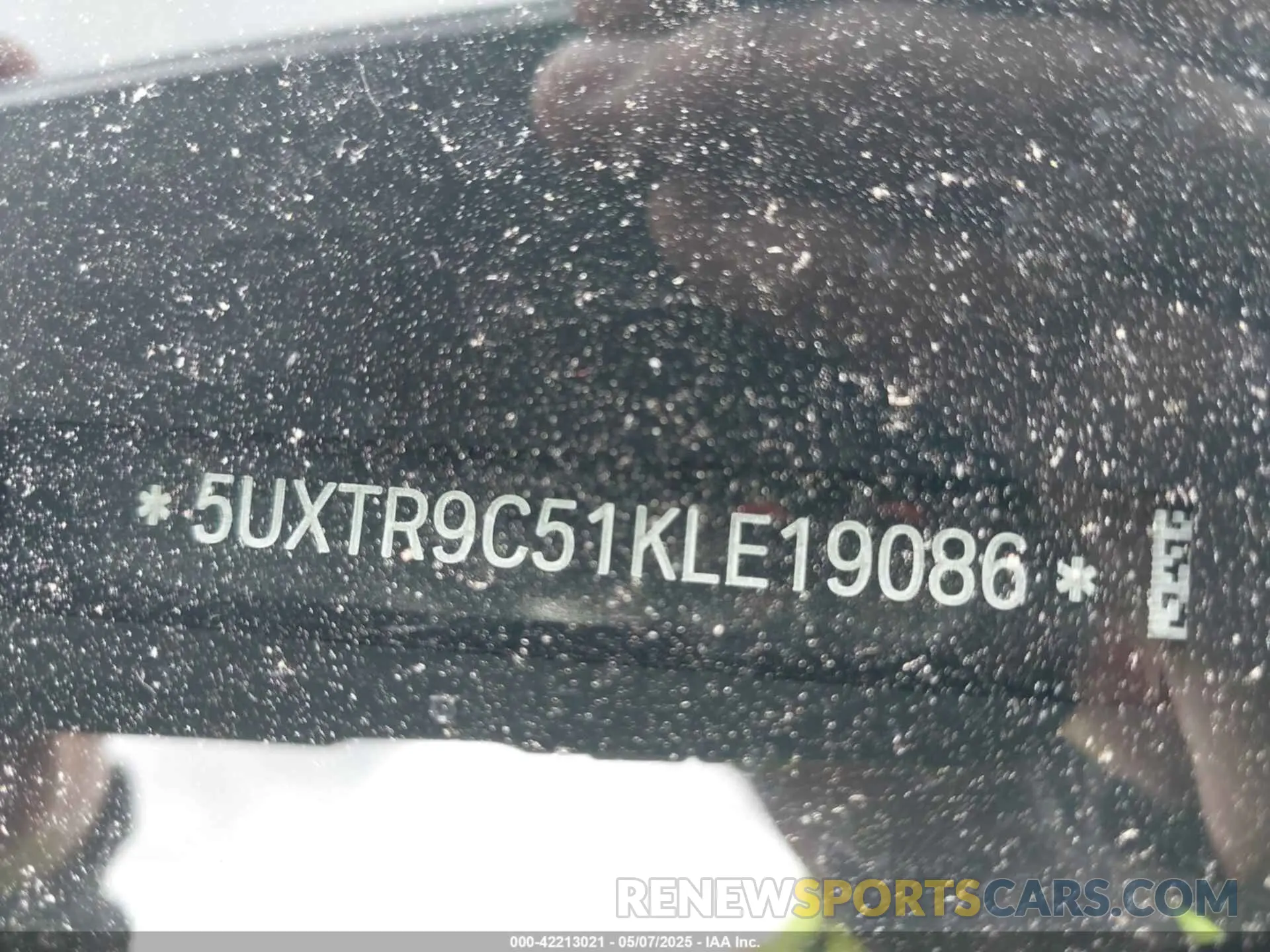 9 fotografías del automóvil dañado 5UXTR9C51KLE19086 BMW X3 2019