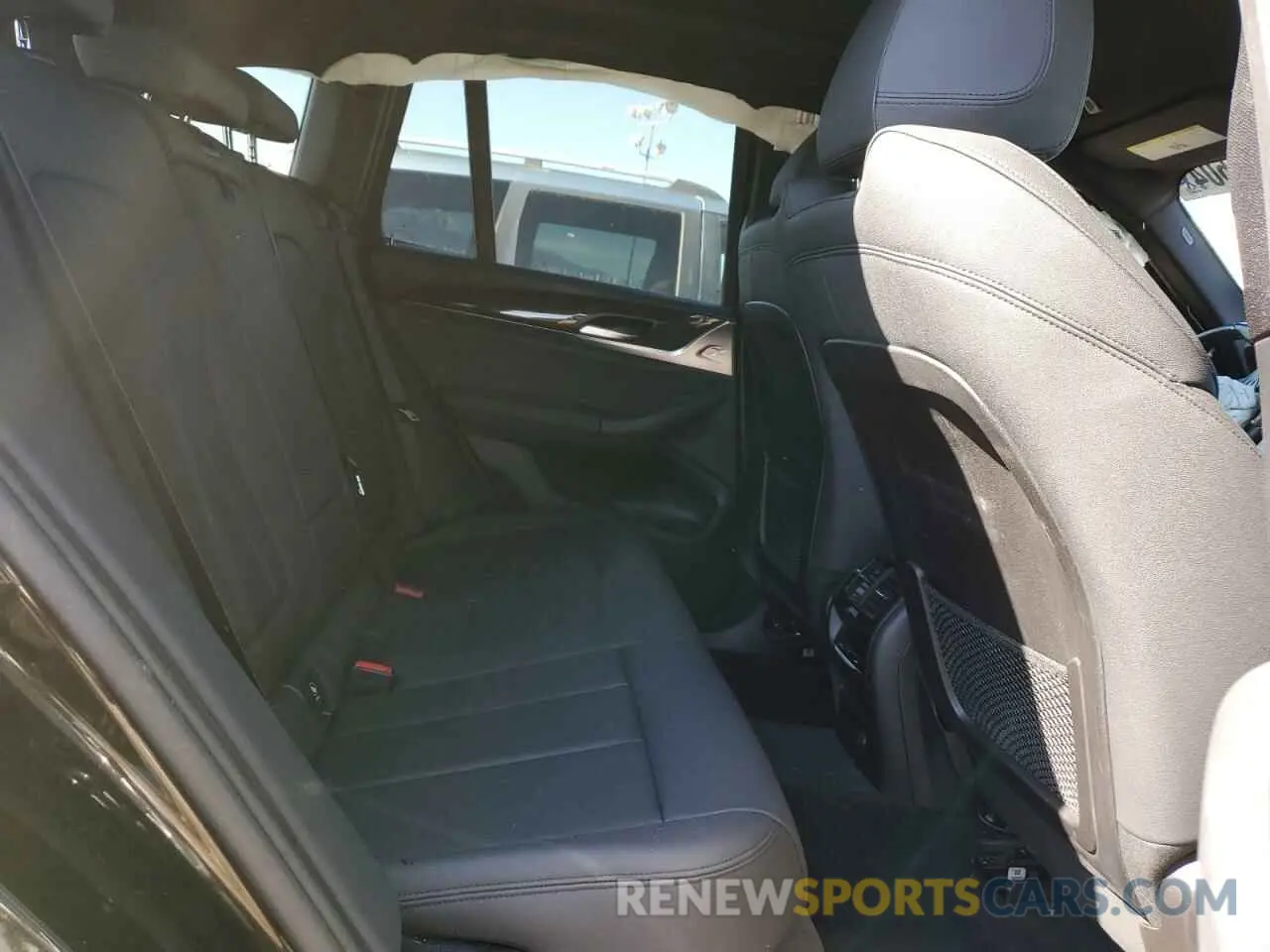 11 fotografías del automóvil dañado 5UXTR9C51KLP92335 BMW X3 2019