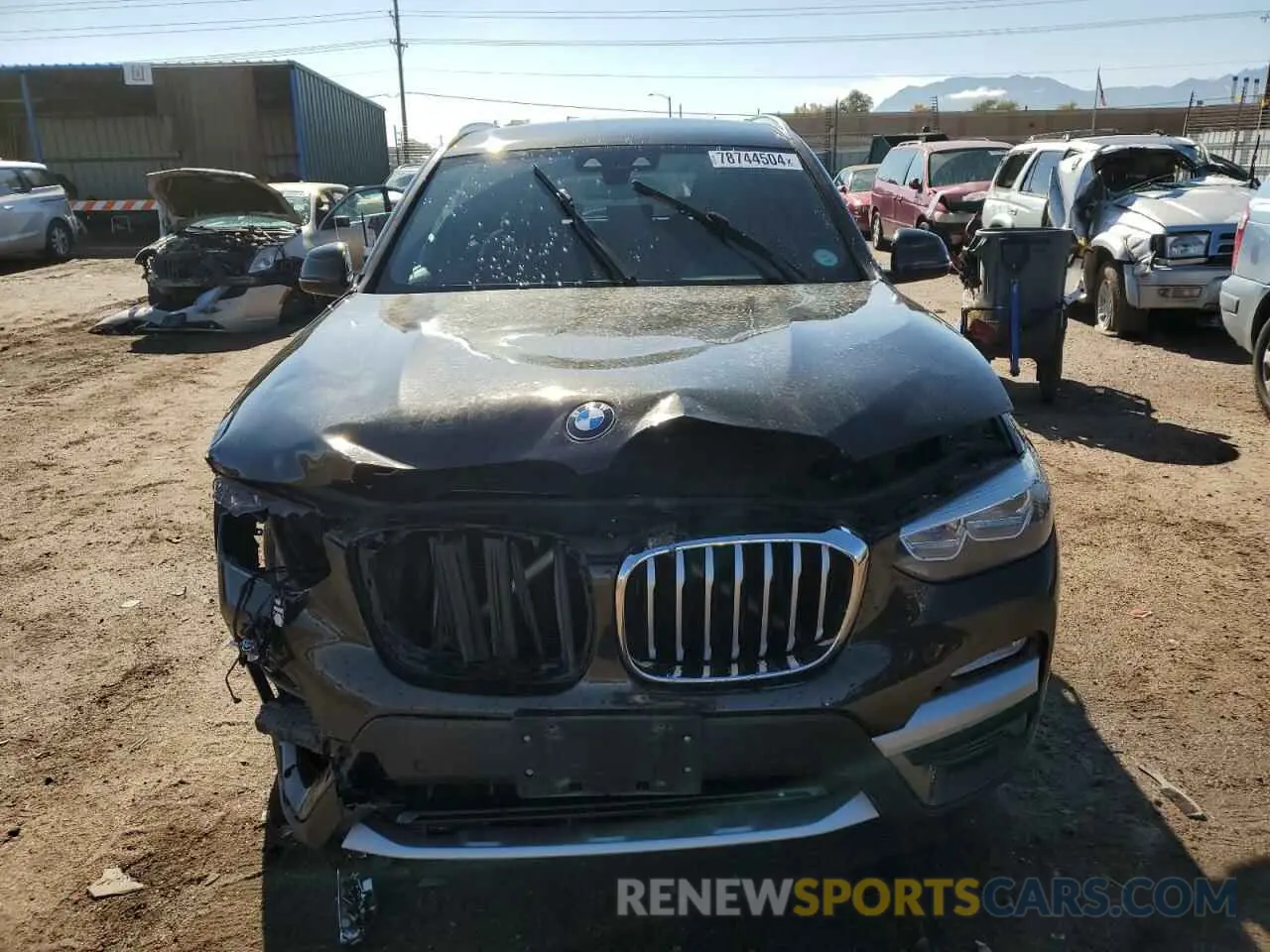 5 fotografías del automóvil dañado 5UXTR9C51KLP92335 BMW X3 2019