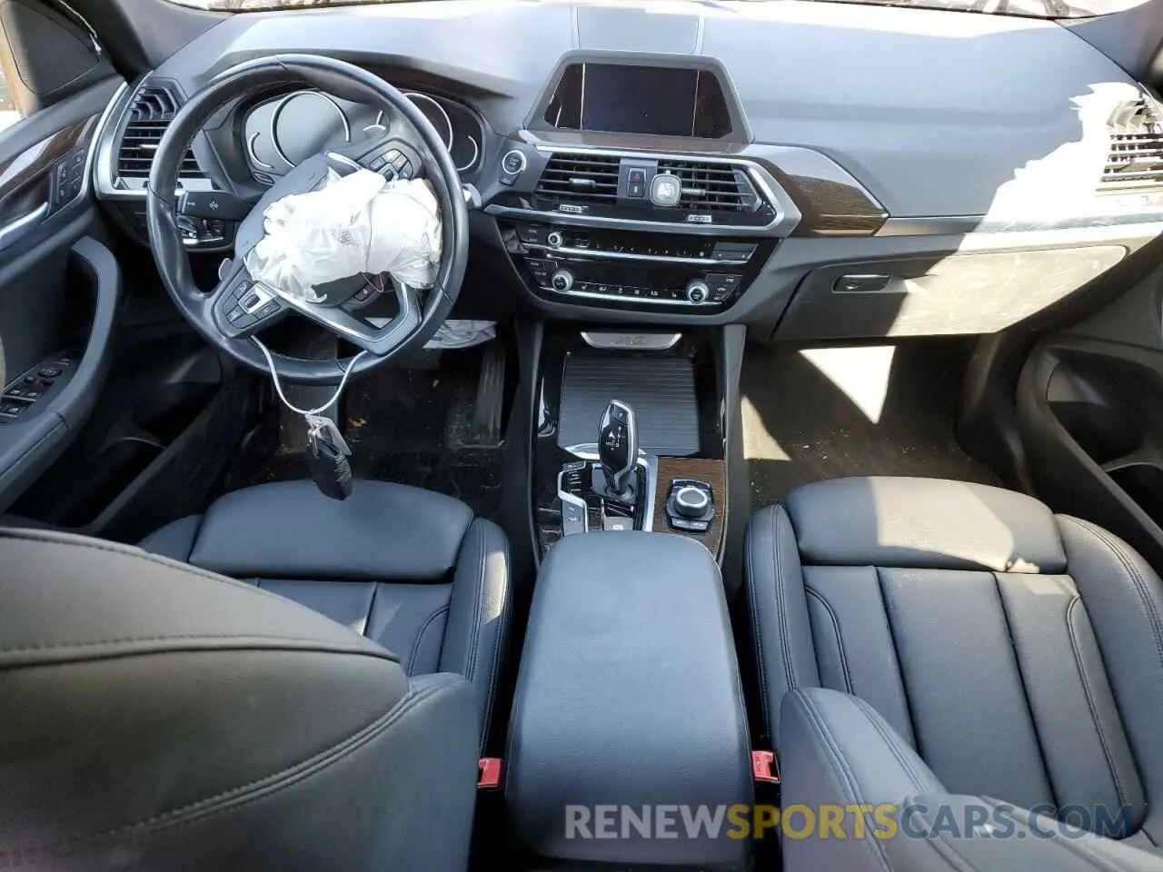 8 fotografías del automóvil dañado 5UXTR9C51KLP92335 BMW X3 2019