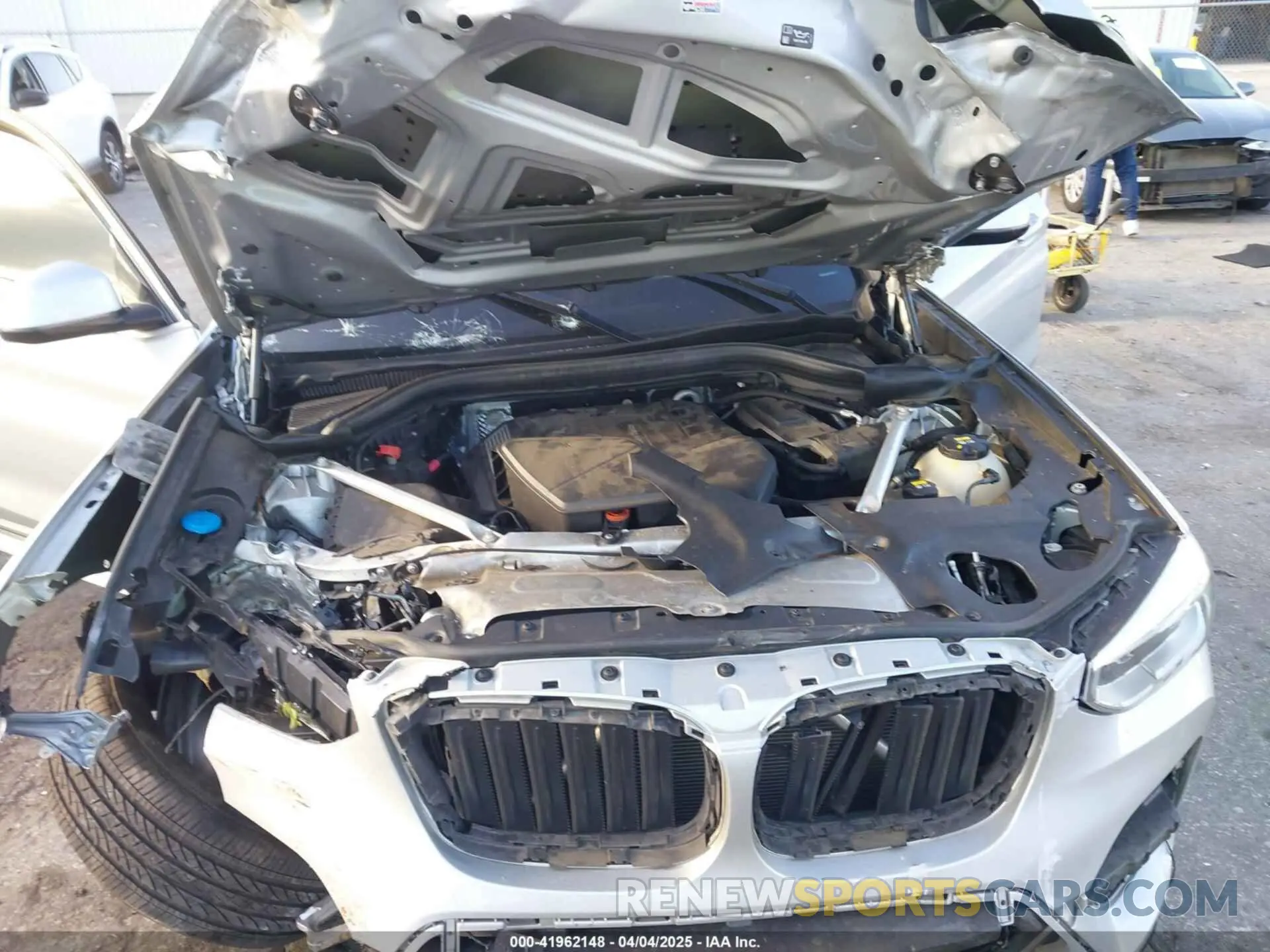 10 fotografías del automóvil dañado 5UXTR9C52KLD92349 BMW X3 2019