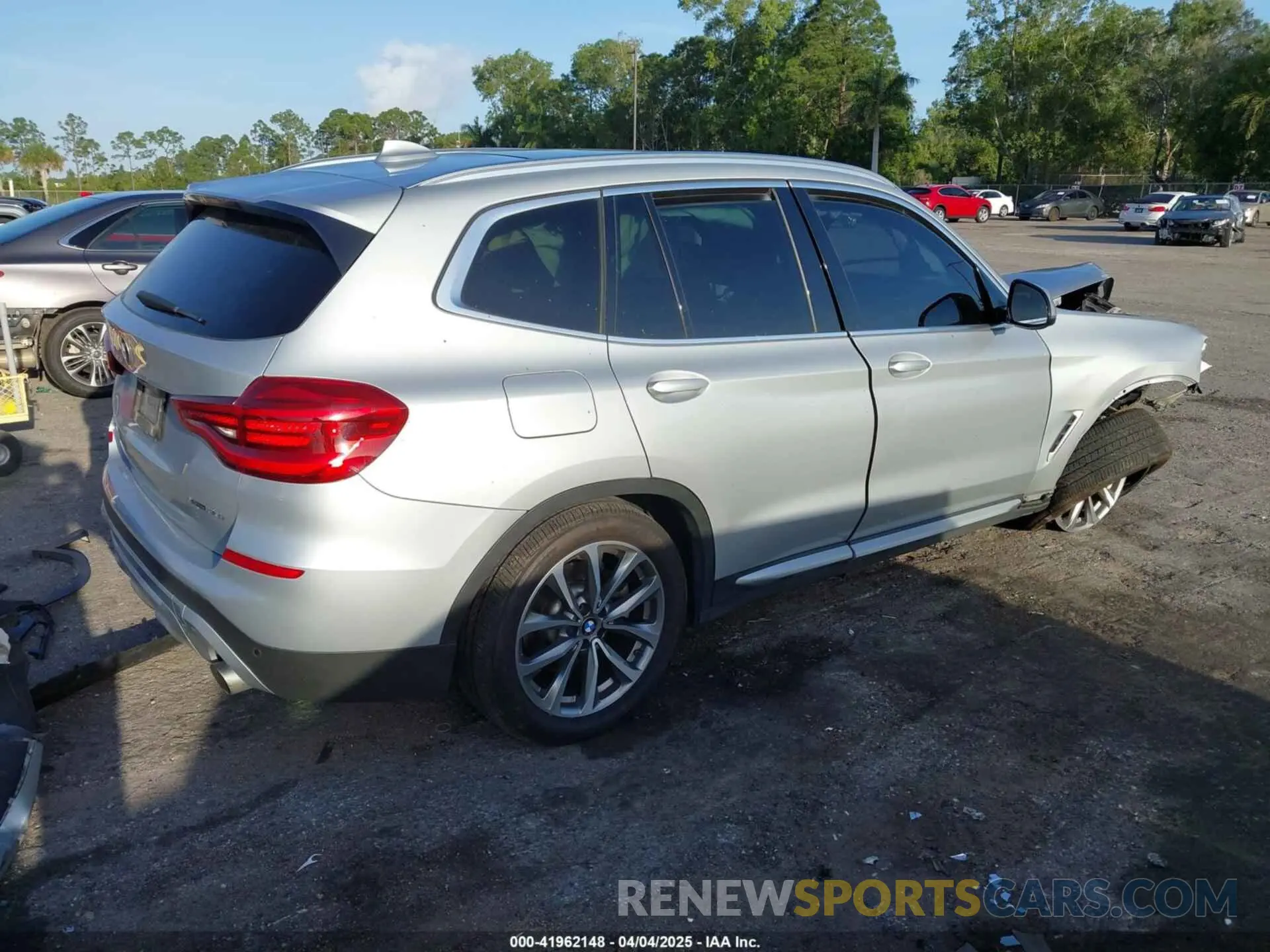 4 fotografías del automóvil dañado 5UXTR9C52KLD92349 BMW X3 2019
