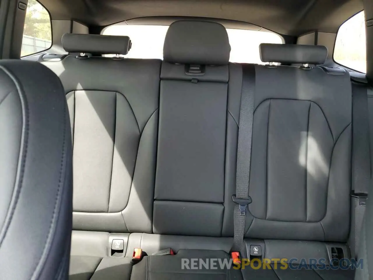 10 fotografías del automóvil dañado 5UXTR9C52KLE18111 BMW X3 2019