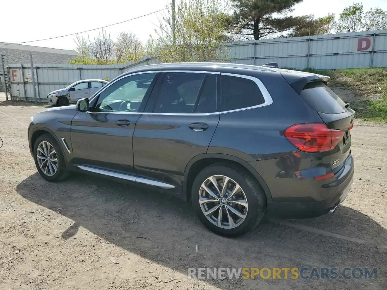 2 fotografías del automóvil dañado 5UXTR9C52KLE18111 BMW X3 2019
