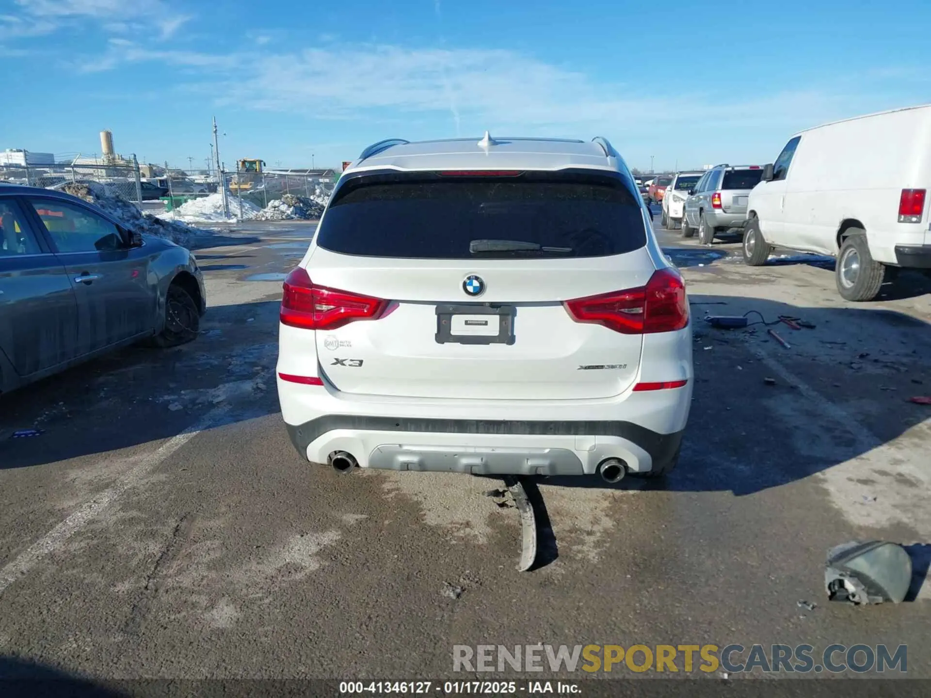 17 fotografías del automóvil dañado 5UXTR9C52KLP90836 BMW X3 2019