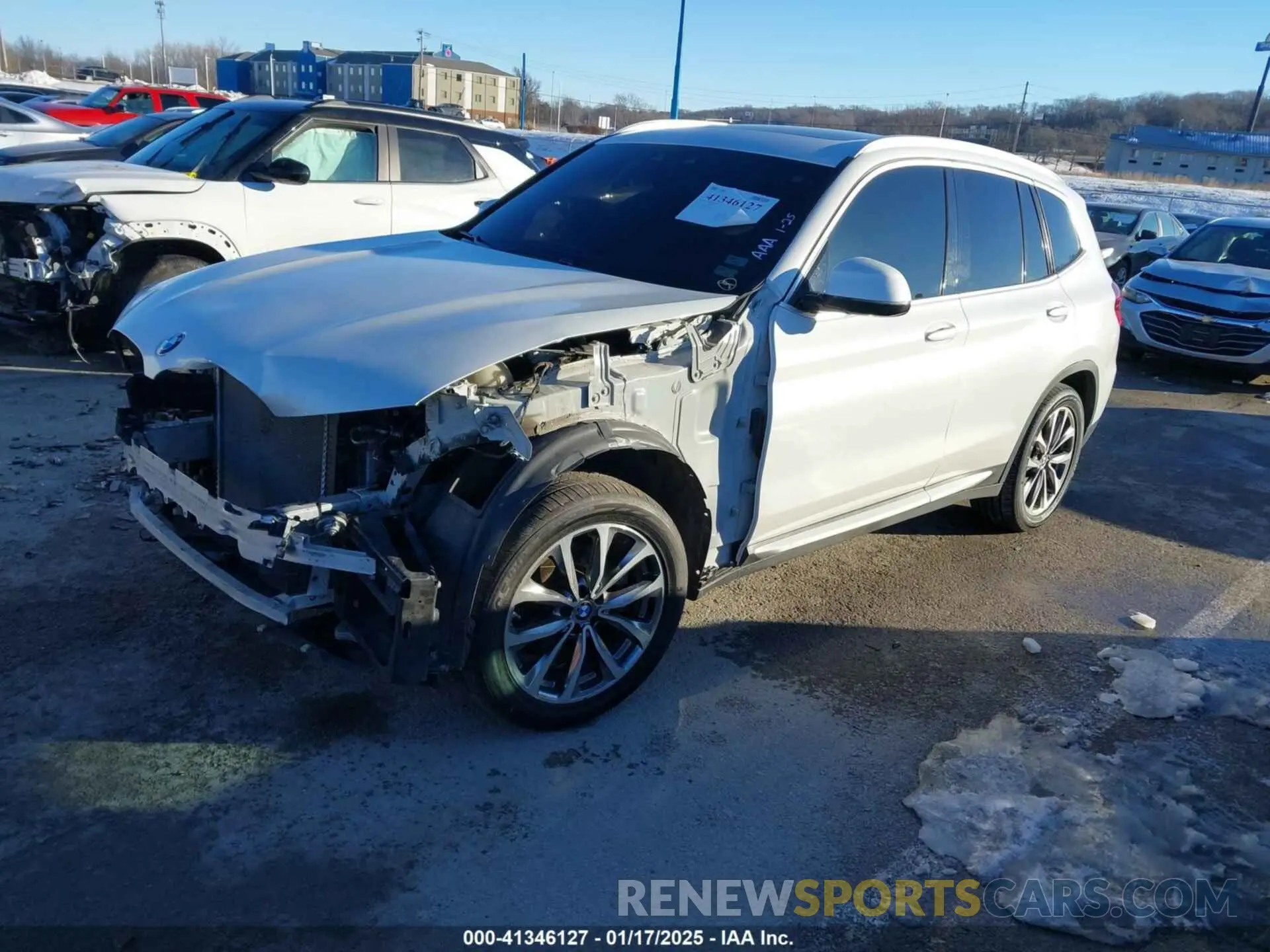 2 fotografías del automóvil dañado 5UXTR9C52KLP90836 BMW X3 2019