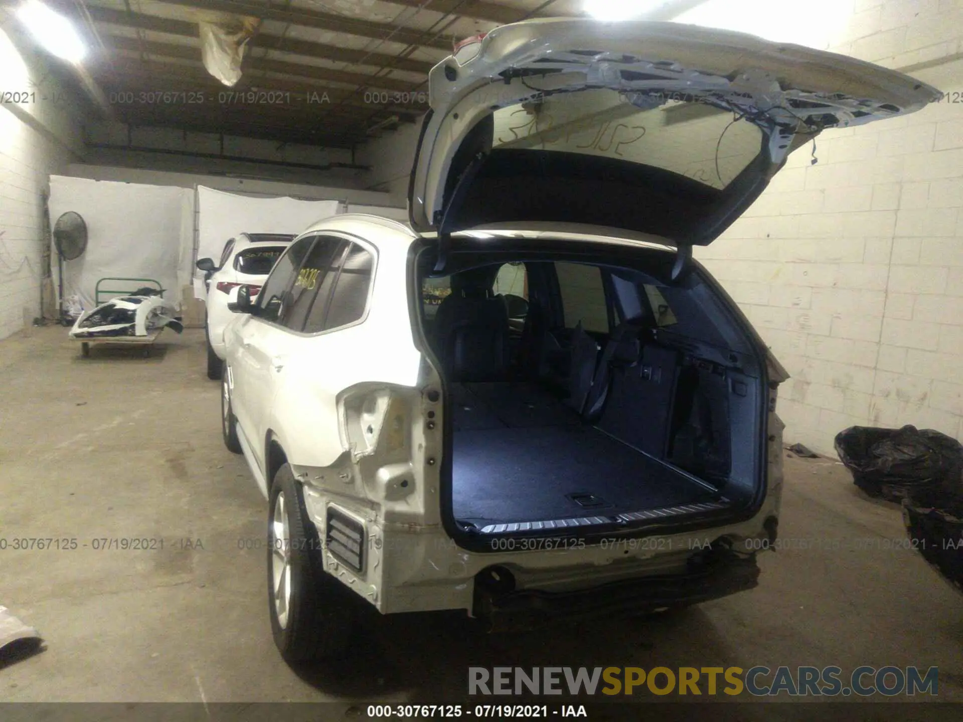 3 fotografías del automóvil dañado 5UXTR9C52KLP90867 BMW X3 2019