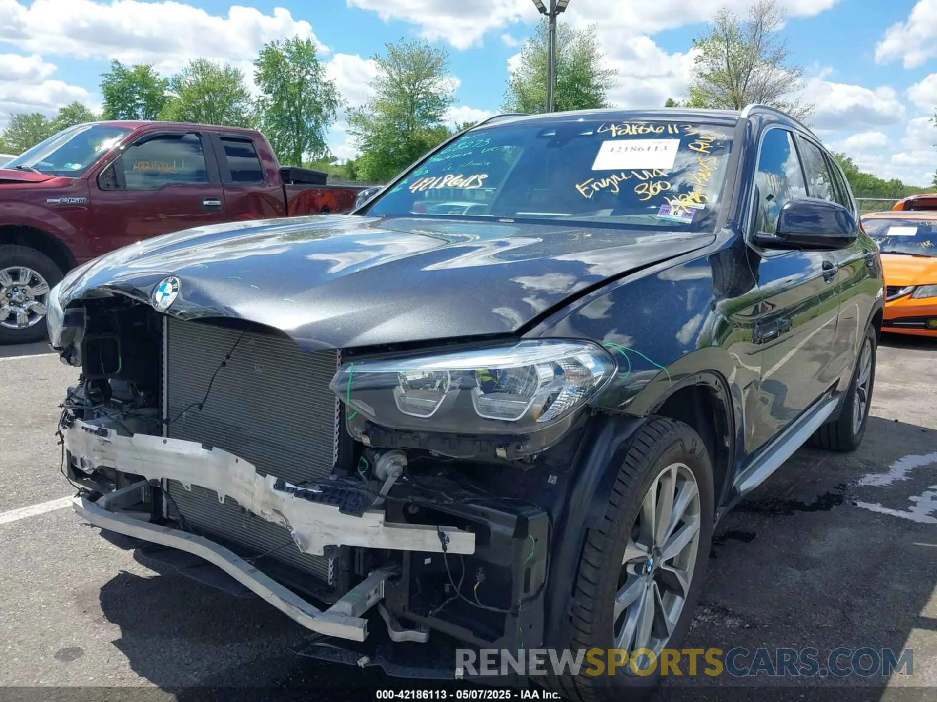 2 fotografías del automóvil dañado 5UXTR9C53KLP81692 BMW X3 2019